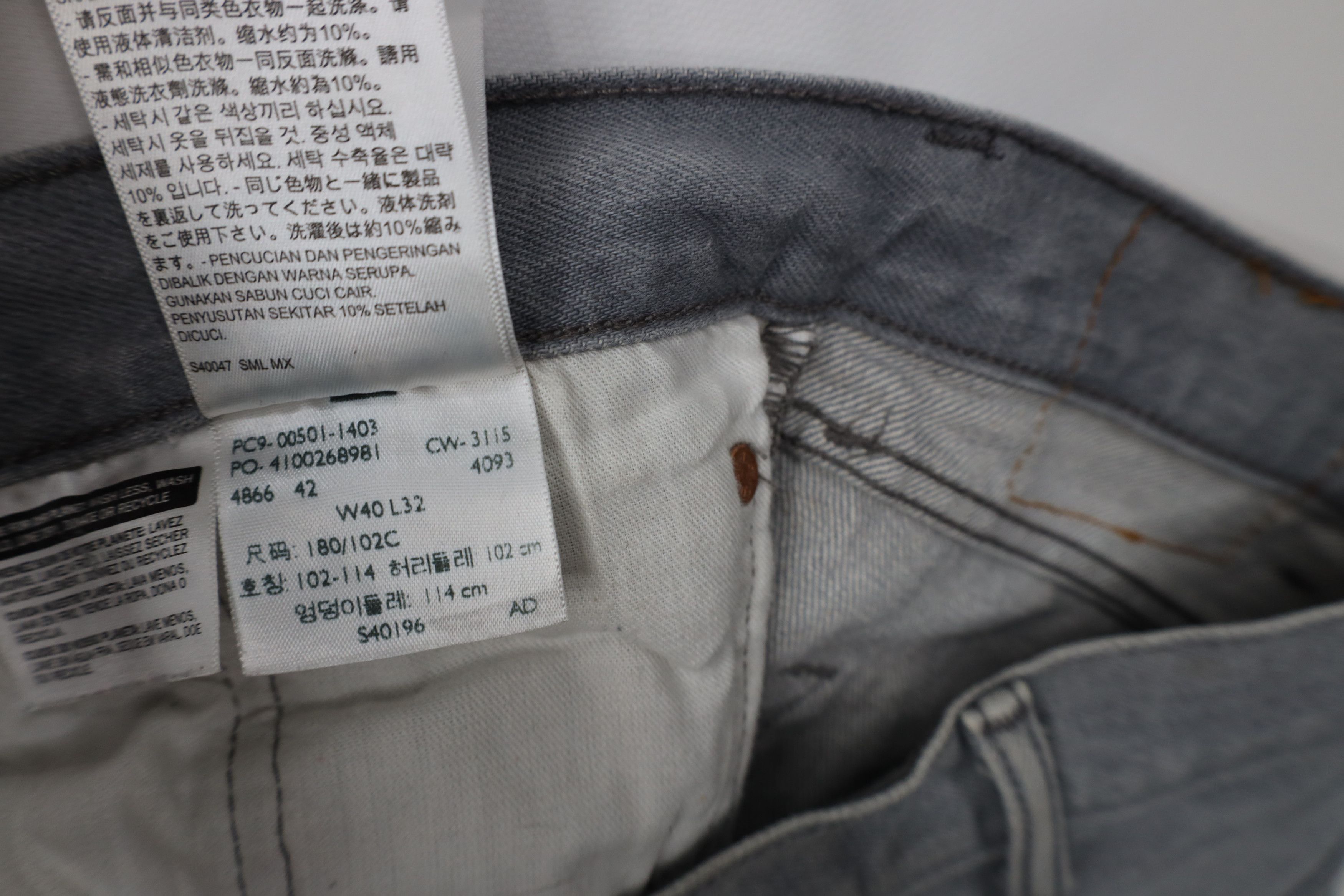 Levi's Vintage Y2K Levis 501xx Wash Button Fly Original Fit Jeans Size US 40 / EU 56 - 9 Thumbnail