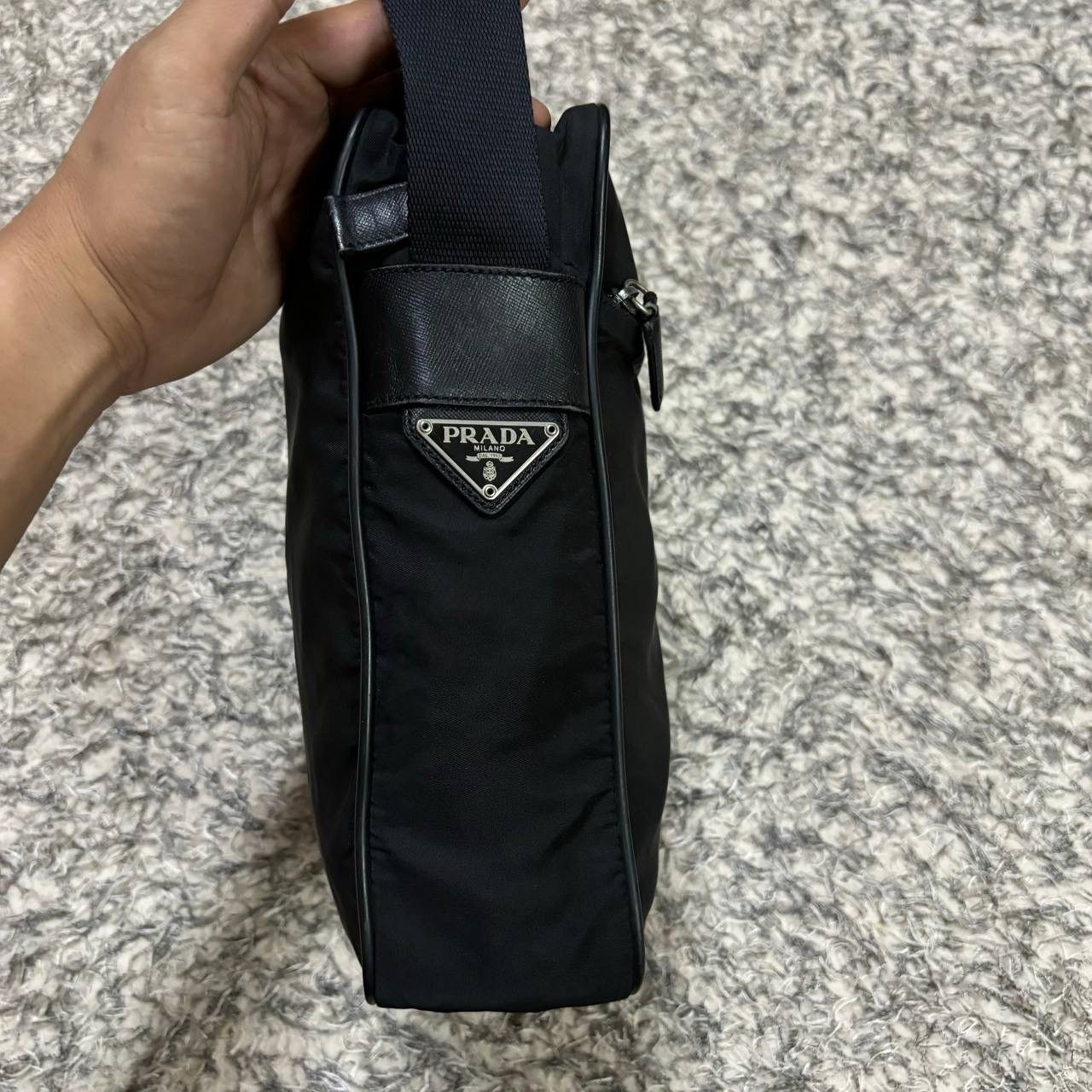 Prada Vintage Prada Vela Nylon Messenger Bag Black V161 Tessuto Size ONE SIZE - 7 Thumbnail