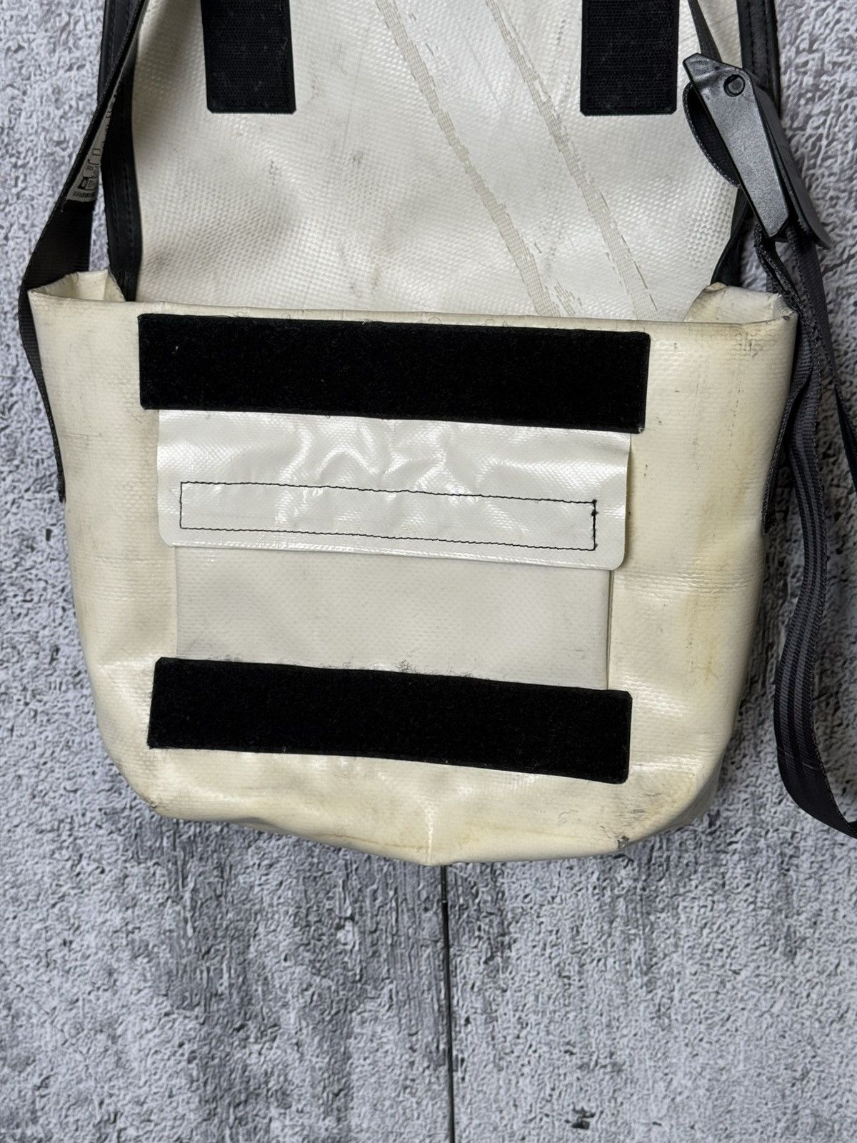 Freitag FREITAG G5.1 Messenger Bag Upcycled Truck Tarp Crossbody Size ONE SIZE - 15 Thumbnail