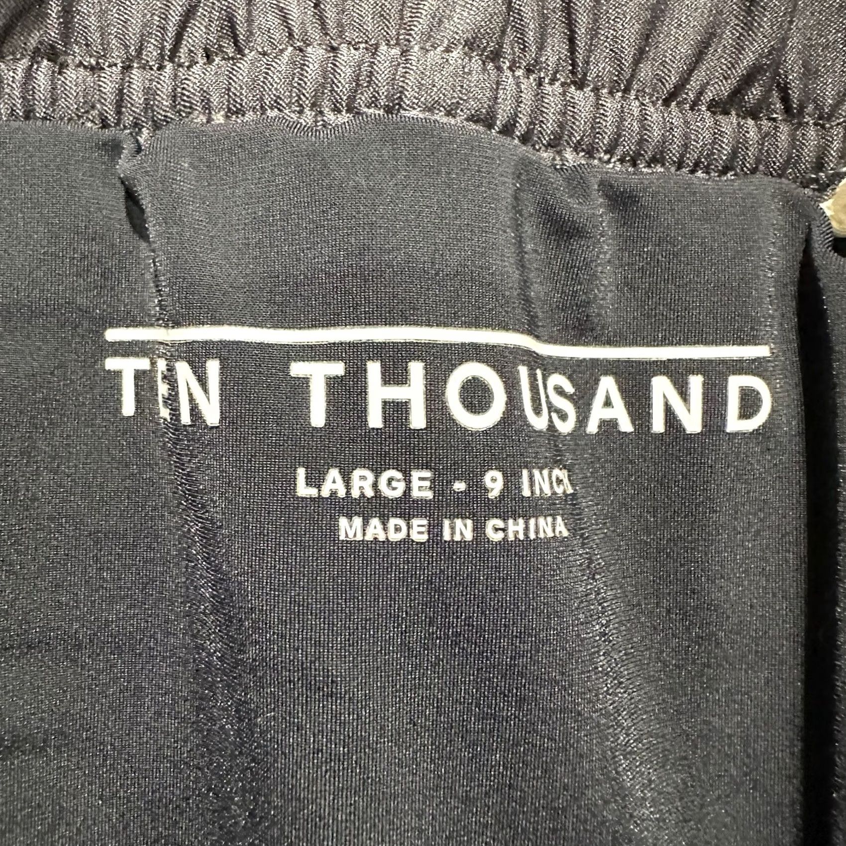 Ten Thousand Ten Thousand Foundation Short Mens Large Gray Athletic Training Gym Swim Lined Size US 33 - 3 Thumbnail