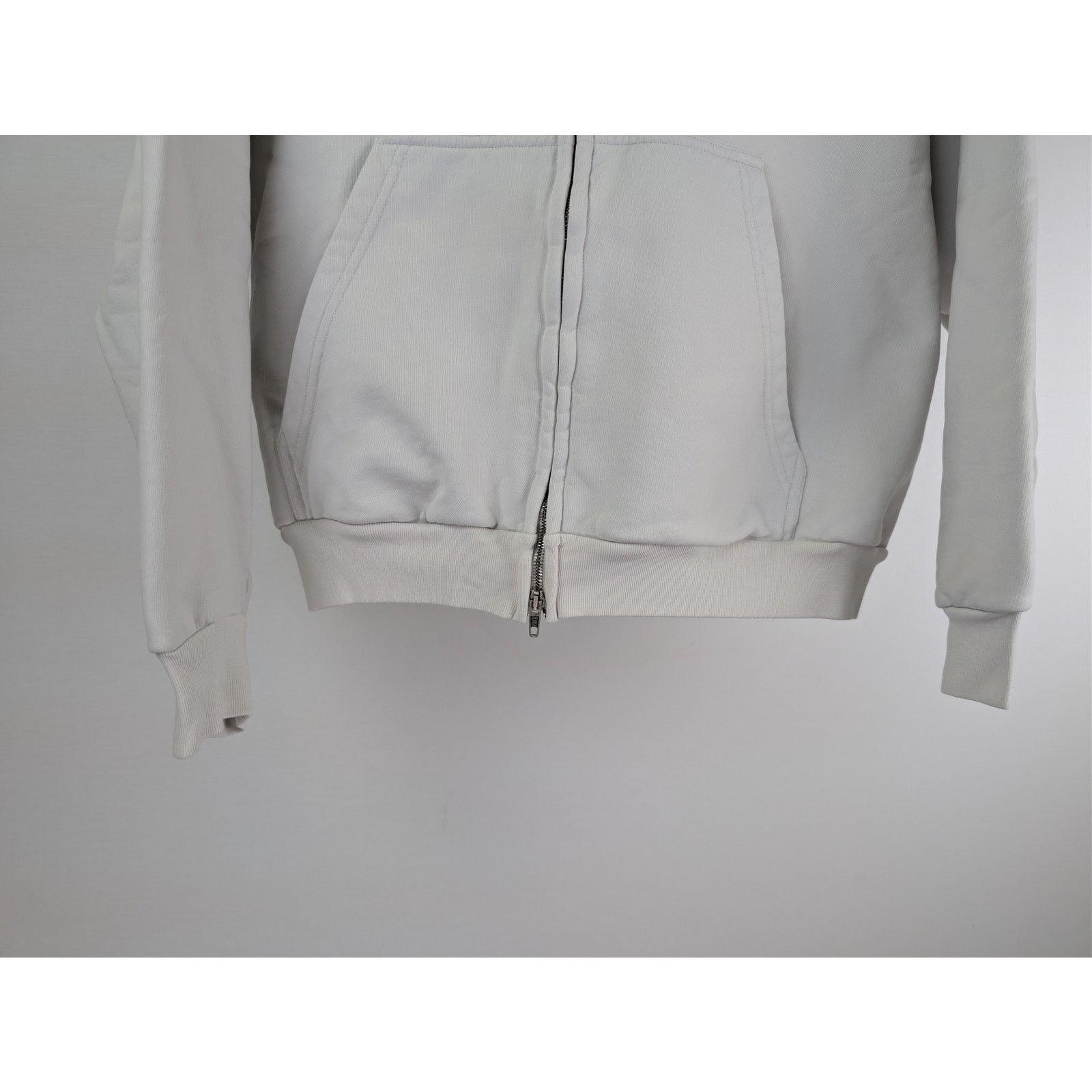 Balenciaga × Under Armour o1rshd1 UA Regular Zip-up Hoodie in Dirty White/Black Size US S / EU 44-46 / 1 - 3 Thumbnail