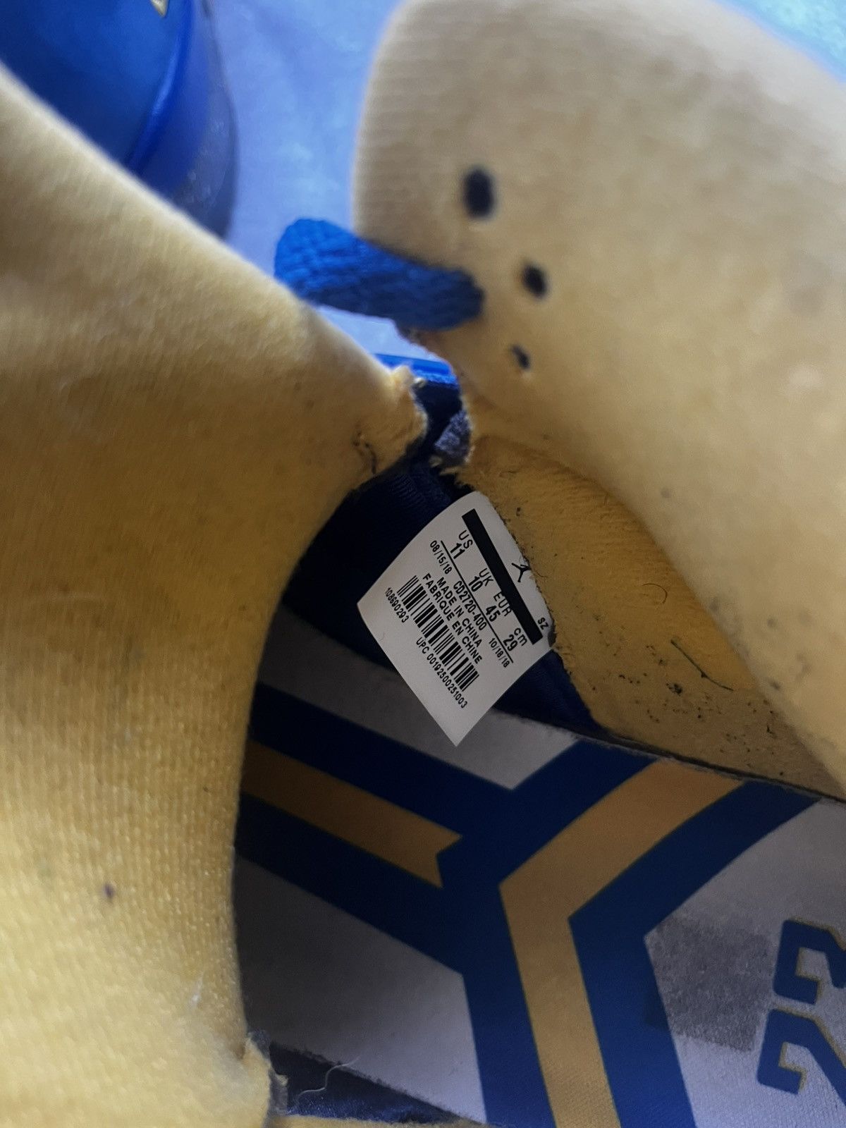 Jordan Brand Jordan 5 laney Size US 11 / EU 44 - 4 Thumbnail