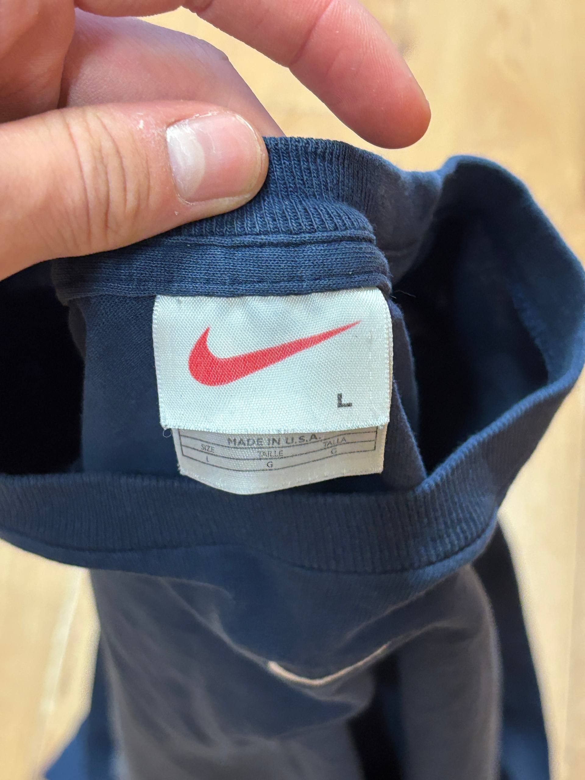 Nike 👕 Nike Vintage Longsleeve – Navy Blue Size US L / EU 52-54 / 3 - 5 Thumbnail