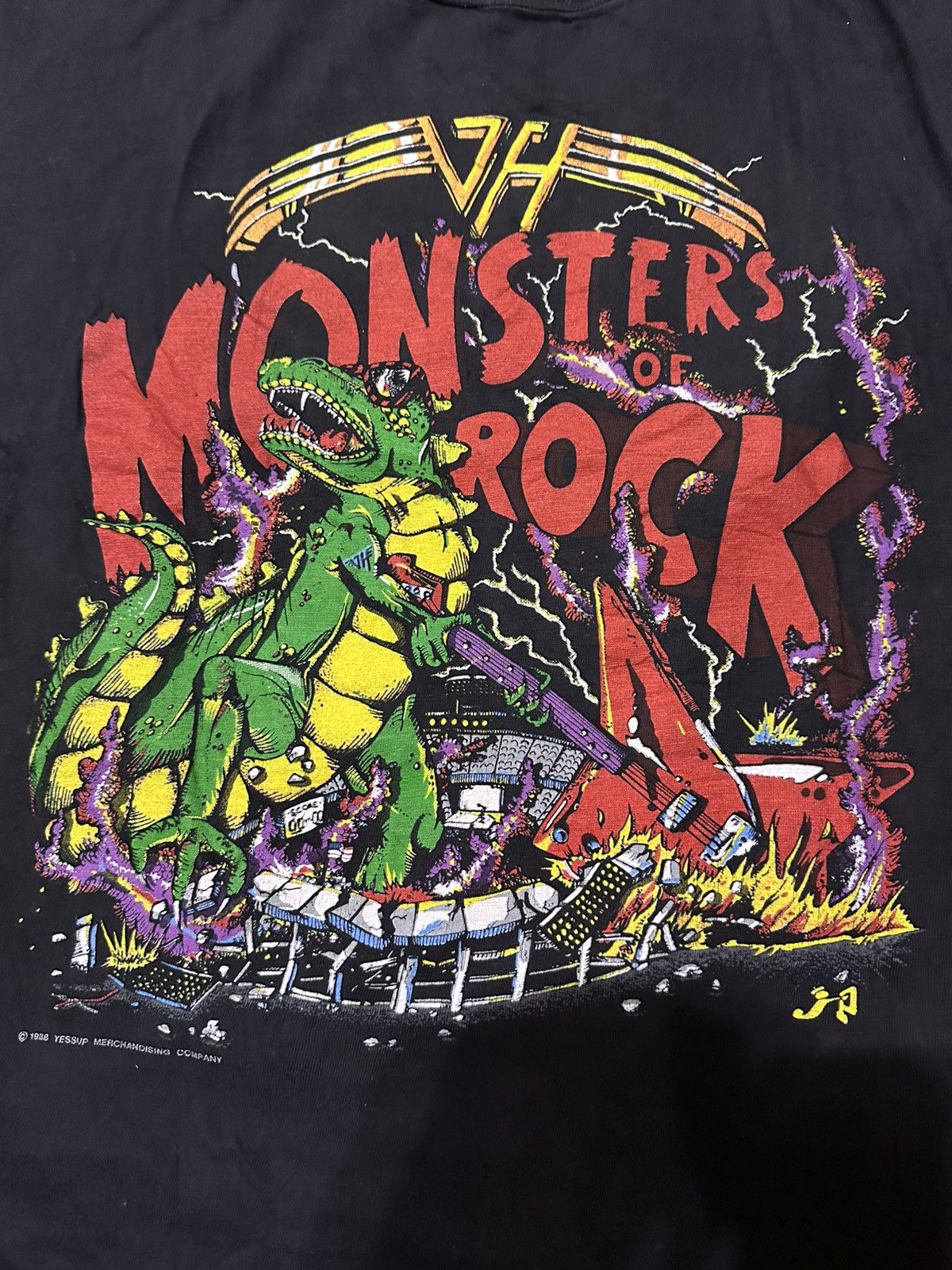 Band Tees Vintage Van Halen Monsters of Rock 1988 Tour TShirt Size US XL / EU 56 / 4 - 8 Thumbnail