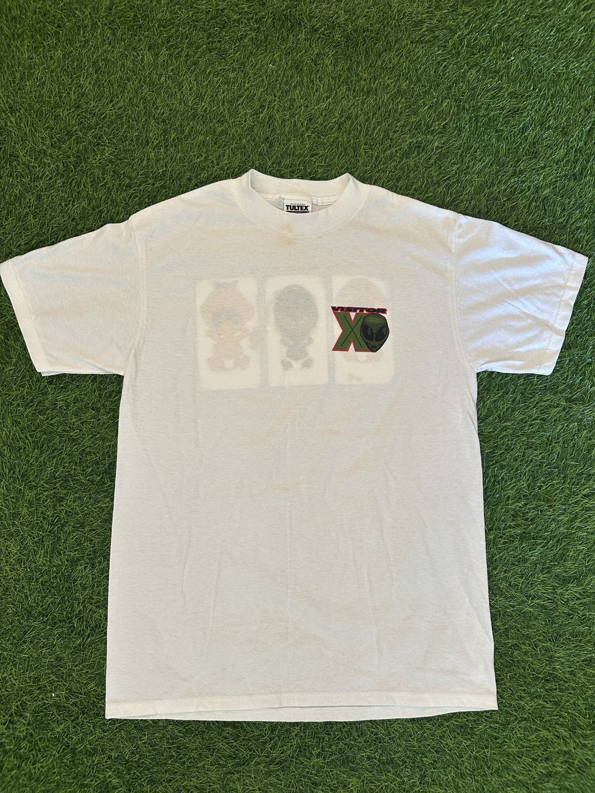 Other Vintage 90s alien visitor they are among us tee shirt size M Size US M / EU 48-50 / 2 - 1 Thumbnail