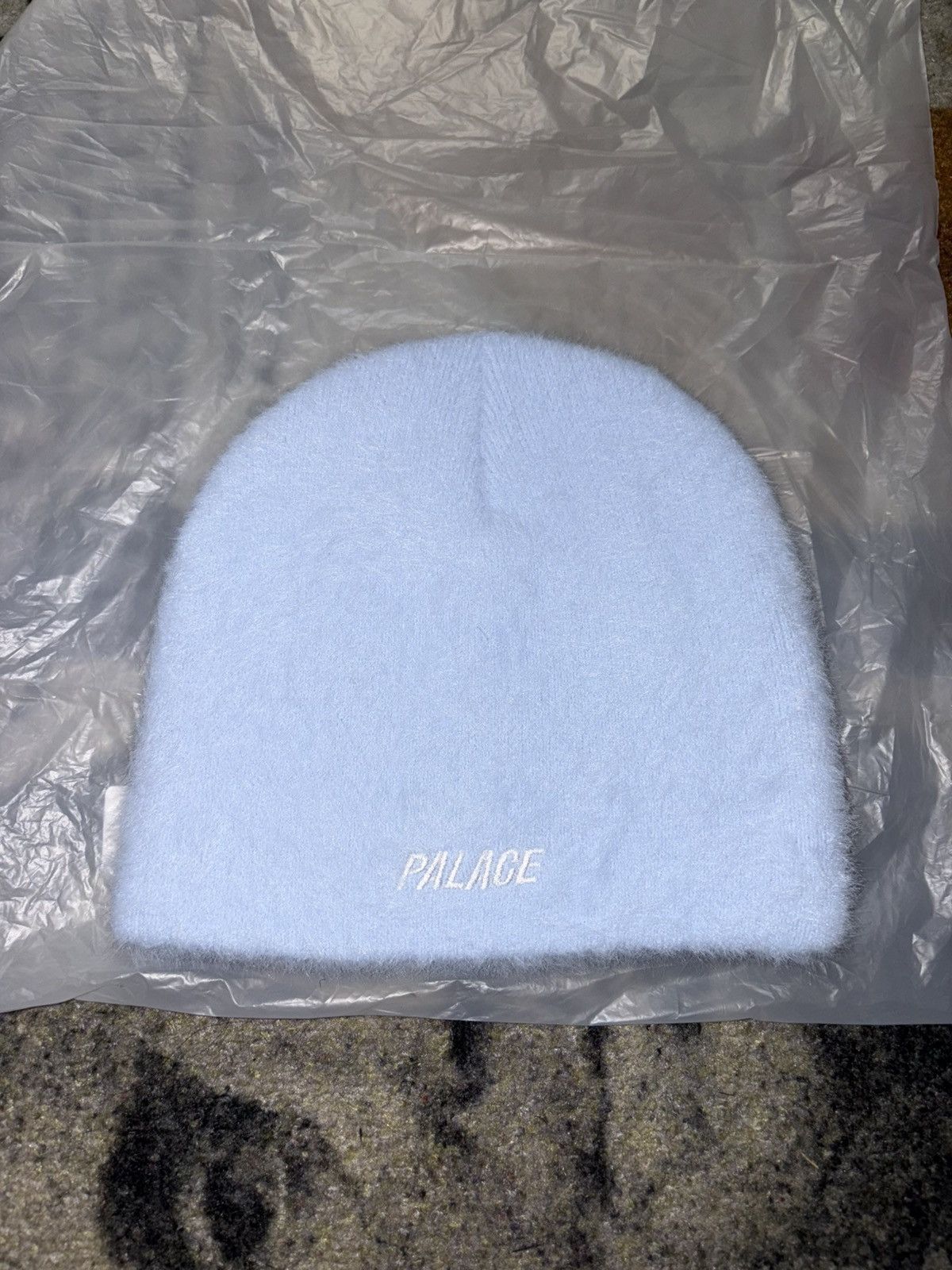 Palace Palace Faux Mohair P Nein Cuff Beanie Size ONE SIZE - 2 Thumbnail