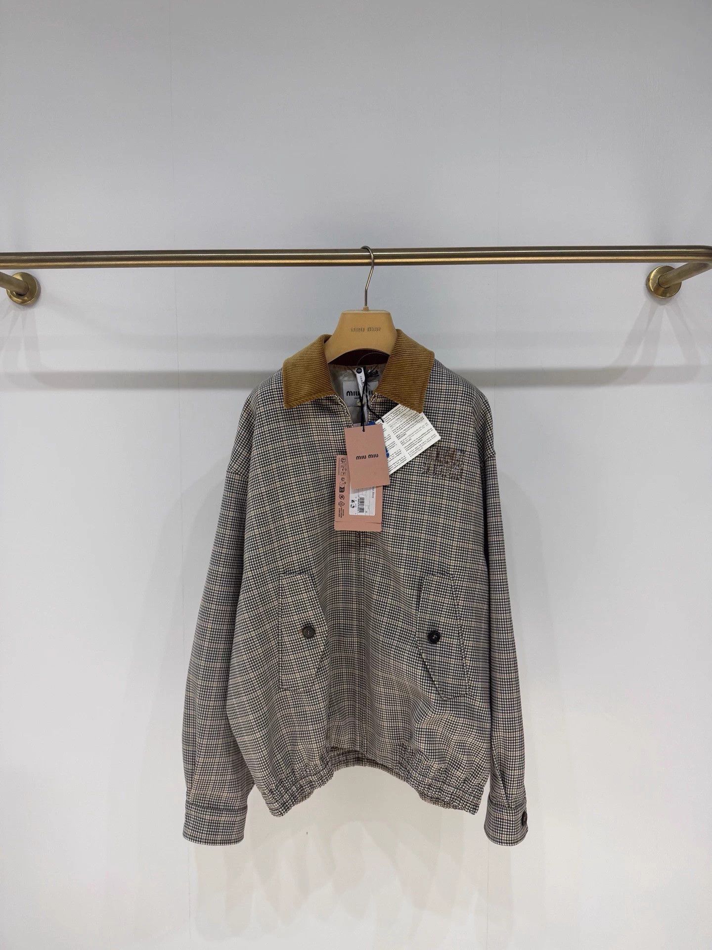 Miu Miu MIUMIU Retro Check Lapel Oversized Jkt 36 NWT Size XS / US 0-2 / IT 36-38 - 1 Thumbnail