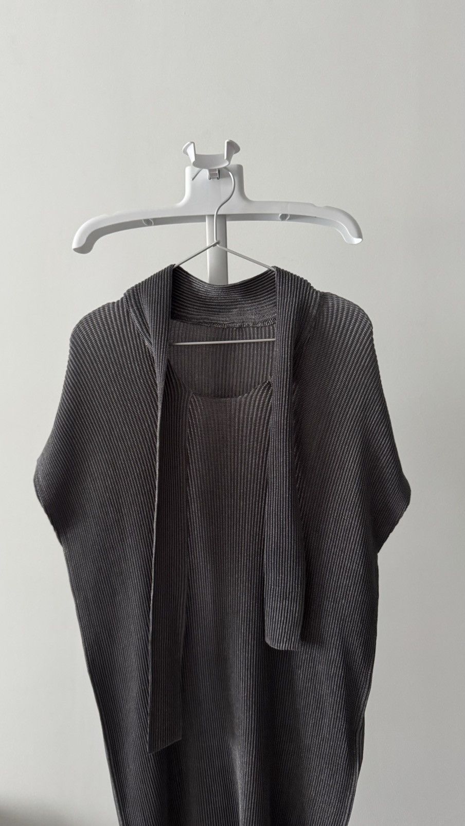 Pleats Please Issey Miyake Sleeveless Dress With Tie Neck Inspired Pleats Please Miyake Size M / US 6-8 / IT 42-44 - 5 Thumbnail