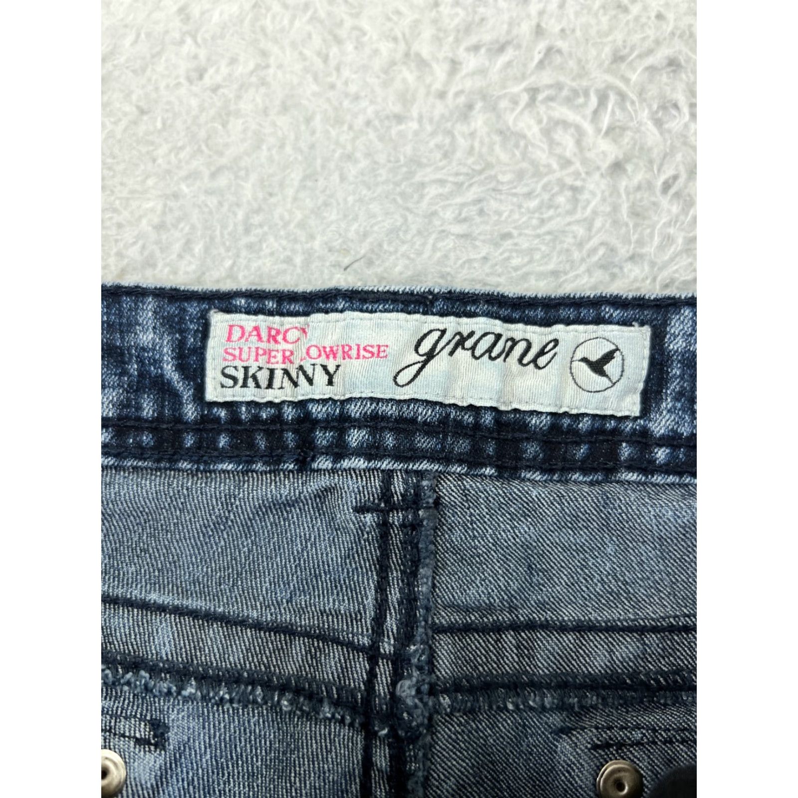 Denime Crane Jeans Juniors 9 Blue Denim Skinny 28x29 Low Rise 5-Pocket Button Closure Size 30" / US 8 / IT 44 - 3 Thumbnail