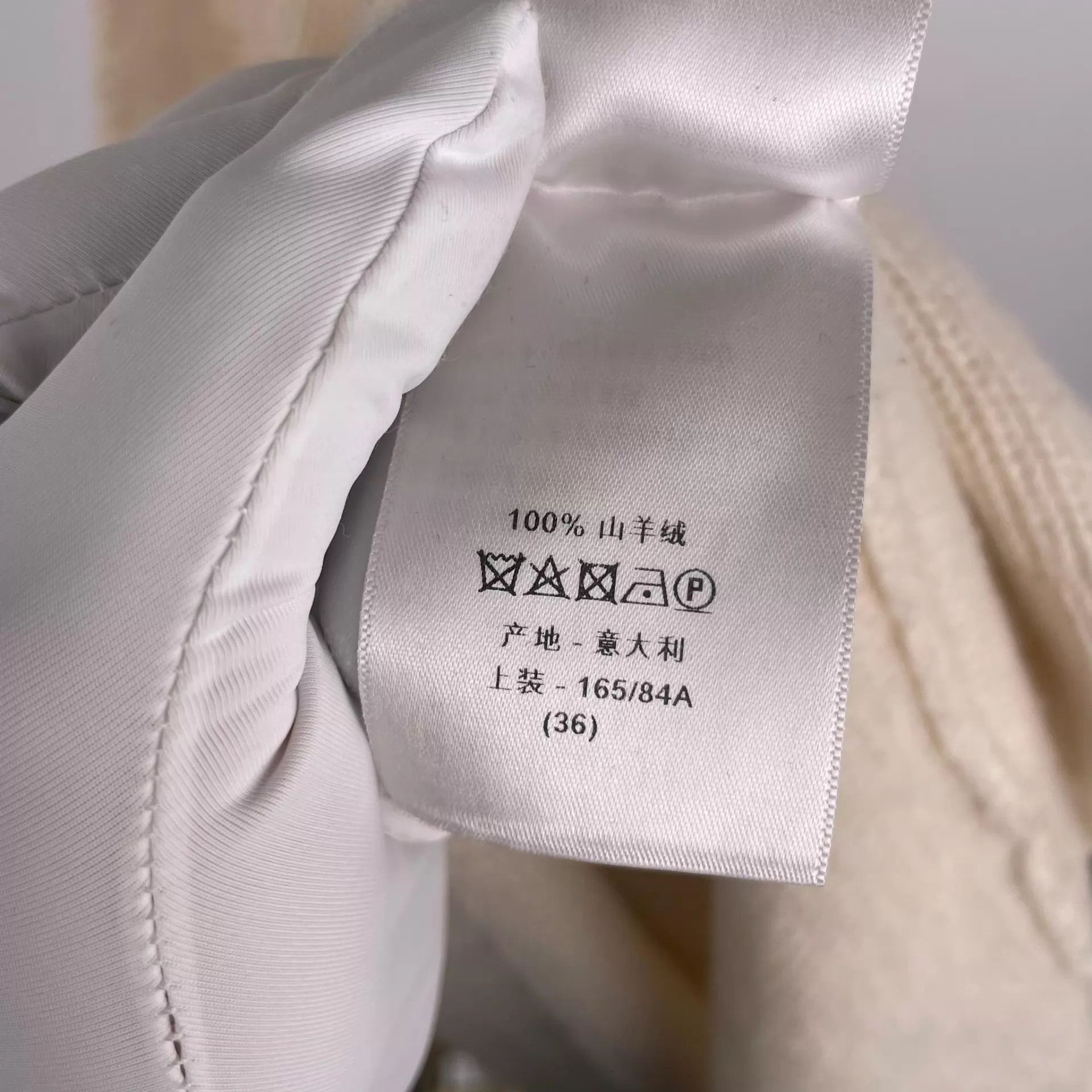 Dior Dior Cashmere White Top Size 36 Size XS / US 0-2 / IT 36-38 - 5 Thumbnail