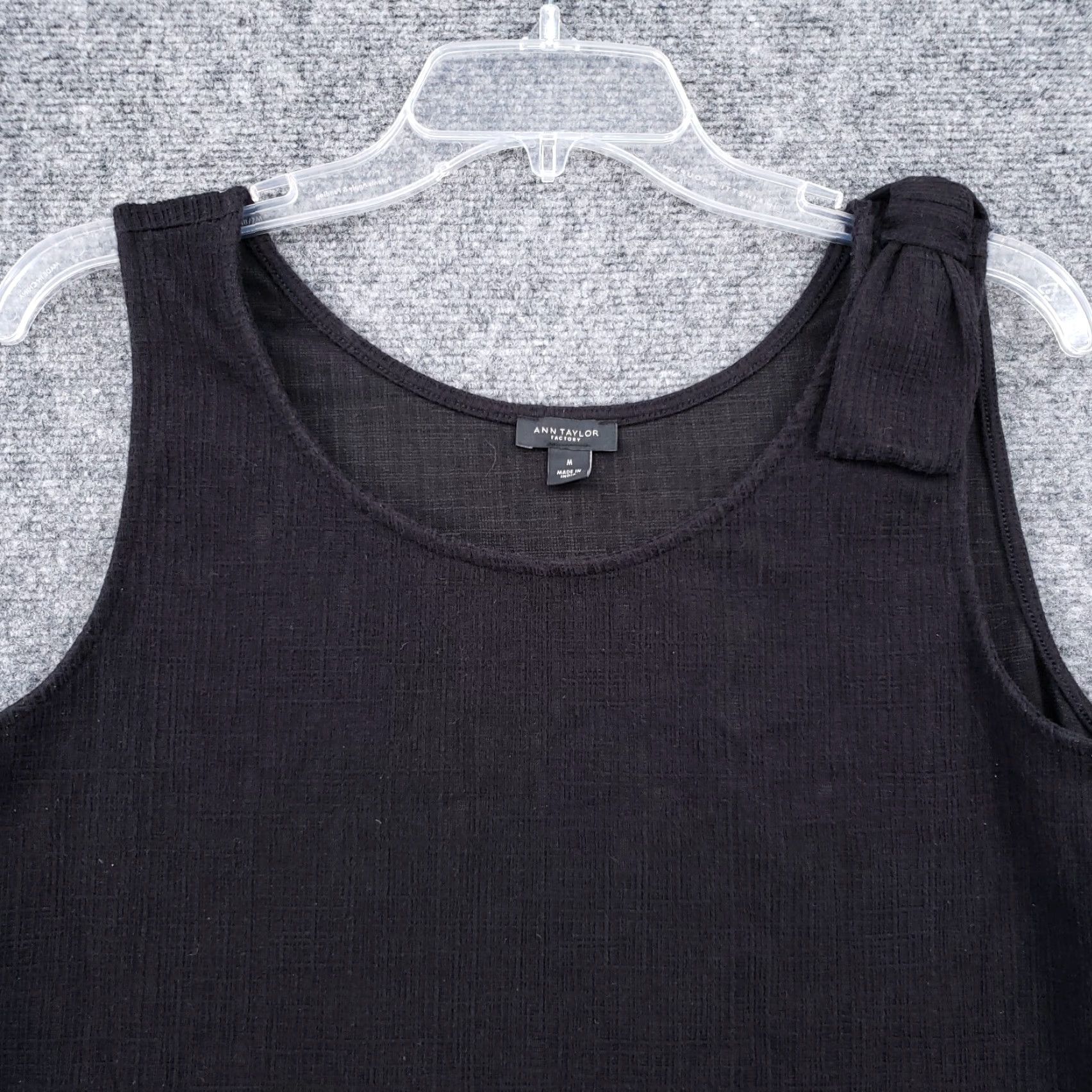 Ann Taylor Ann Taylor Tank Womens M Black Sleeveless Scoop Neck Shirt Strech Size M / US 6-8 / IT 42-44 - 3 Thumbnail