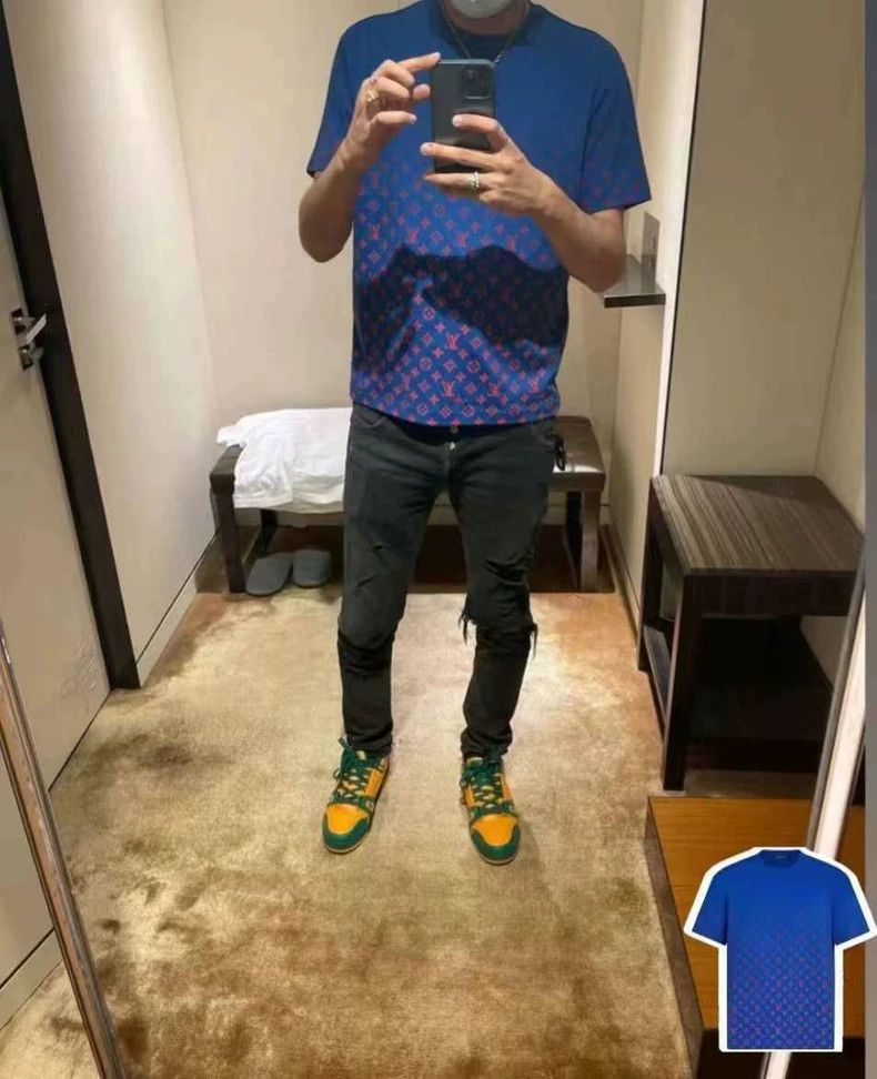 Louis Vuitton Louis Vuitton presbyopia gradient full LOGO short sleeves Size US L / EU 52-54 / 3 - 7 Thumbnail