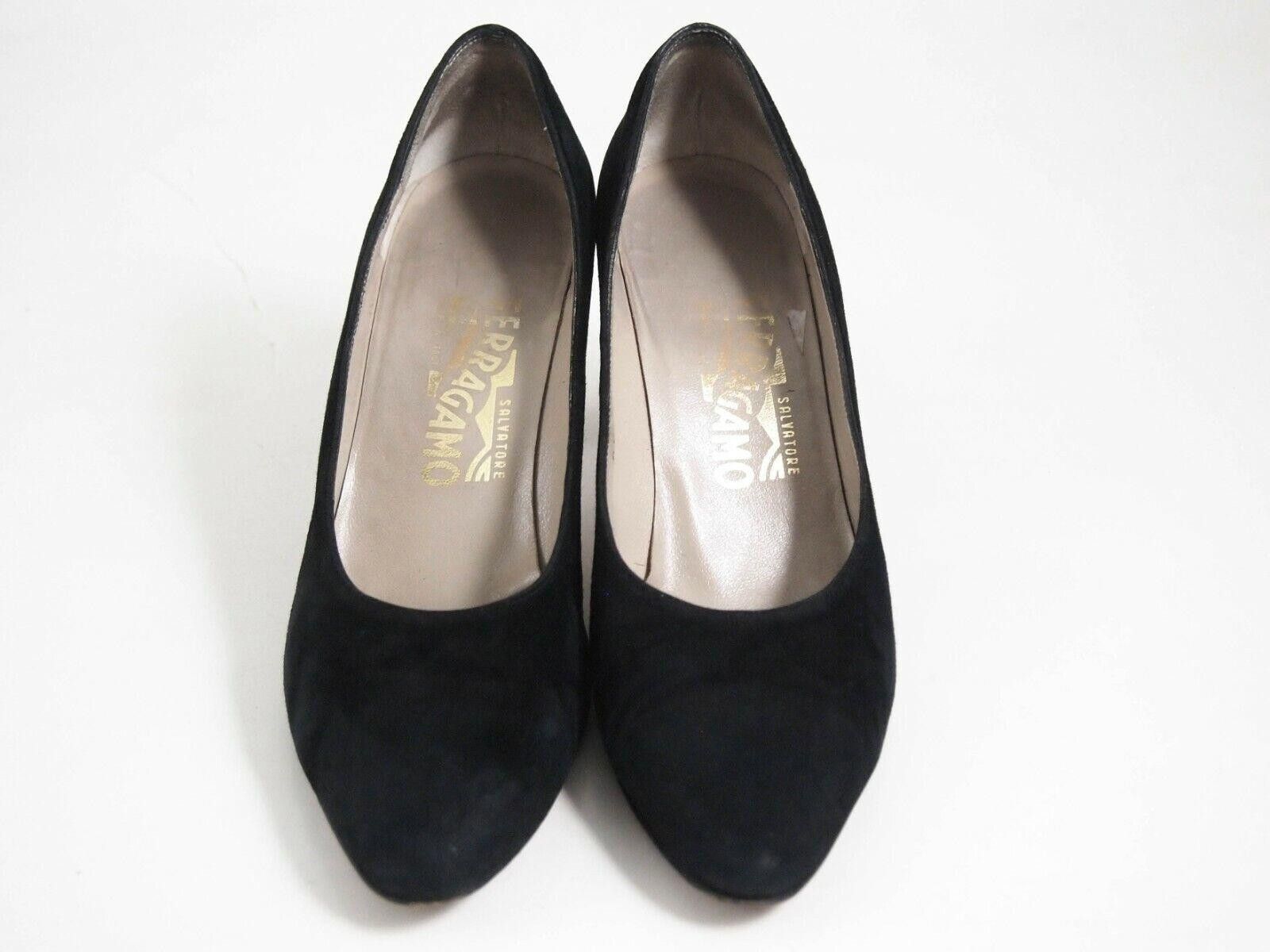 Salvatore Ferragamo Ferragamo Heels Pumps Black Suede Womens US 8 B EU 38 Size US 8 / IT 38 - 4 Thumbnail