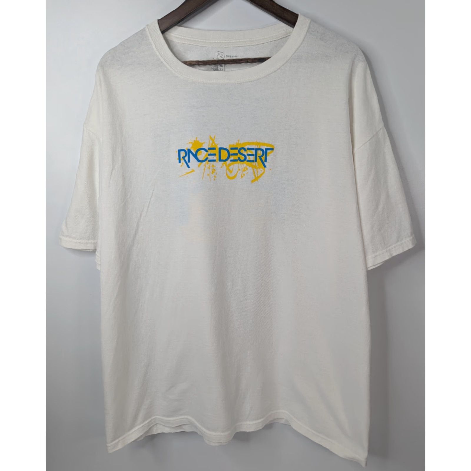 Port & Company VINTAGE Race Desert T-Shirt Men's 2XL White Motocross Dirt Off Roading ATV Size US XXL / EU 58 / 5 - 3 Thumbnail