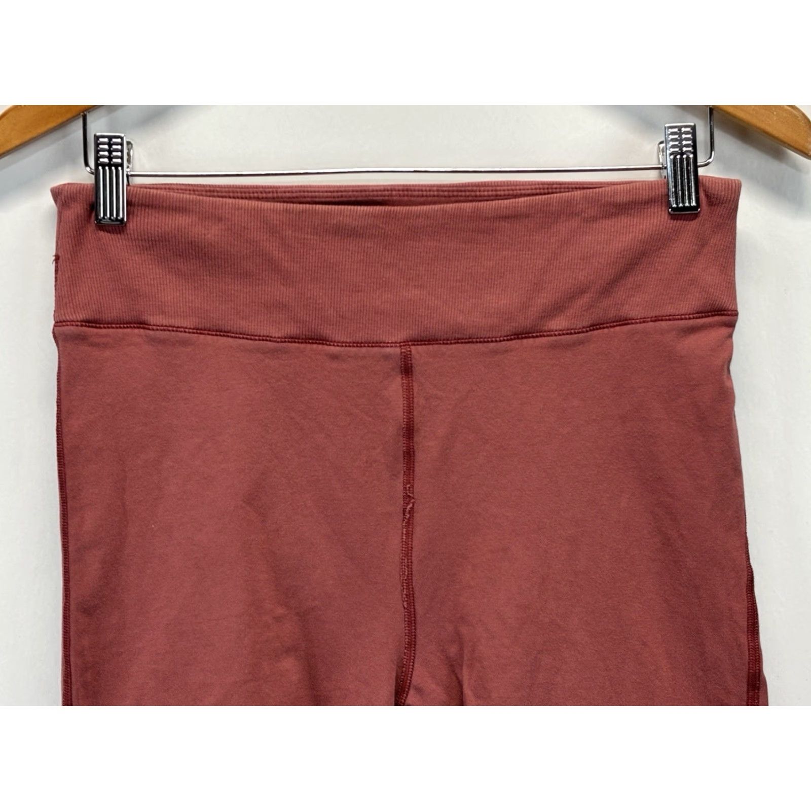 Free People Free People Movement Biker Shorts Large Women’s Mauve Stretch Soft Athleisure Size 36" / US 14 / IT 50 - 2 Thumbnail