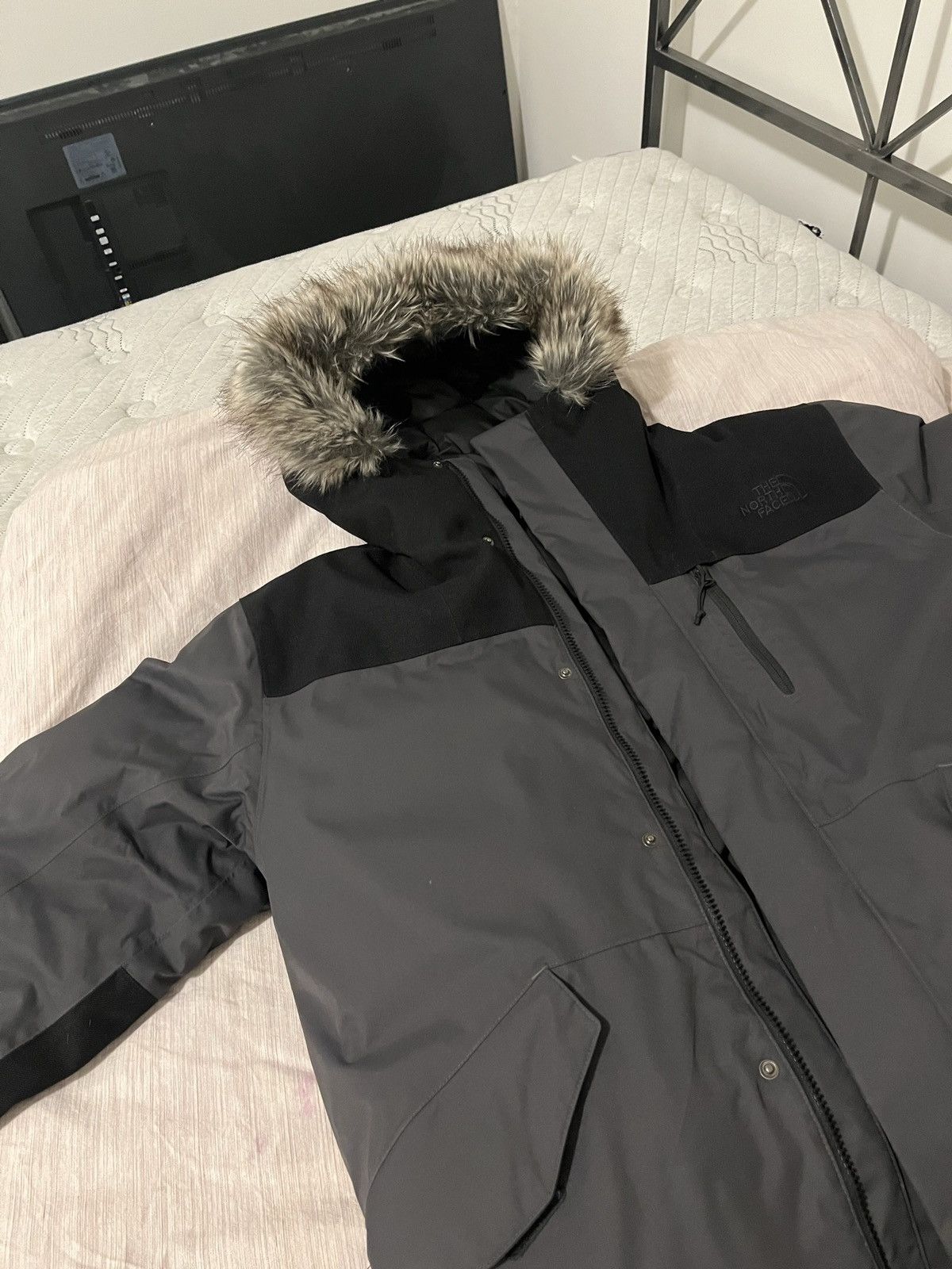 The North Face North Face McMurdo Parka Size US M / EU 48-50 / 2 - 1 Thumbnail