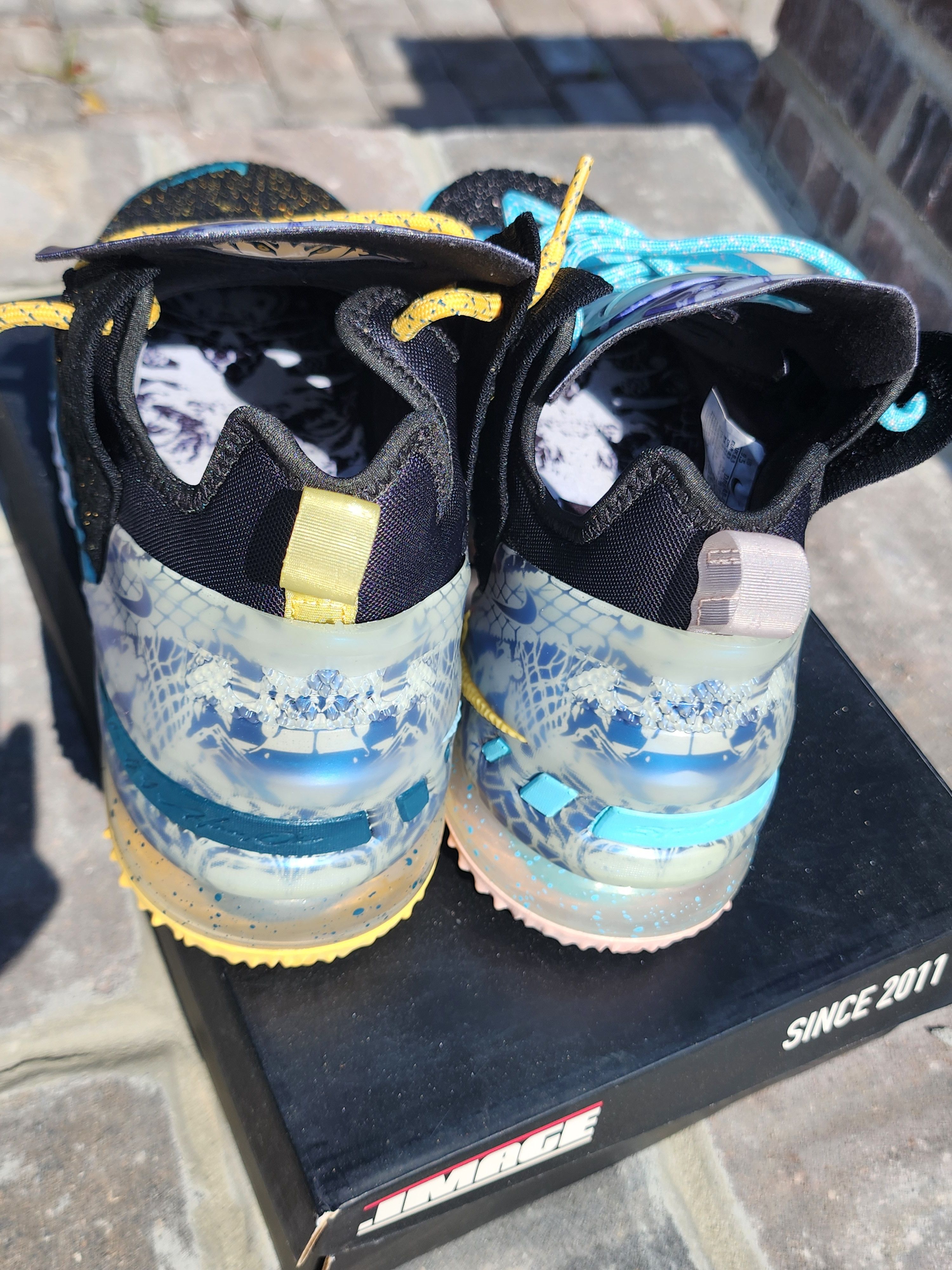 Nike Lebron 18 Reflections Size 9.5 Size US 9.5 / EU 42-43 - 4 Thumbnail