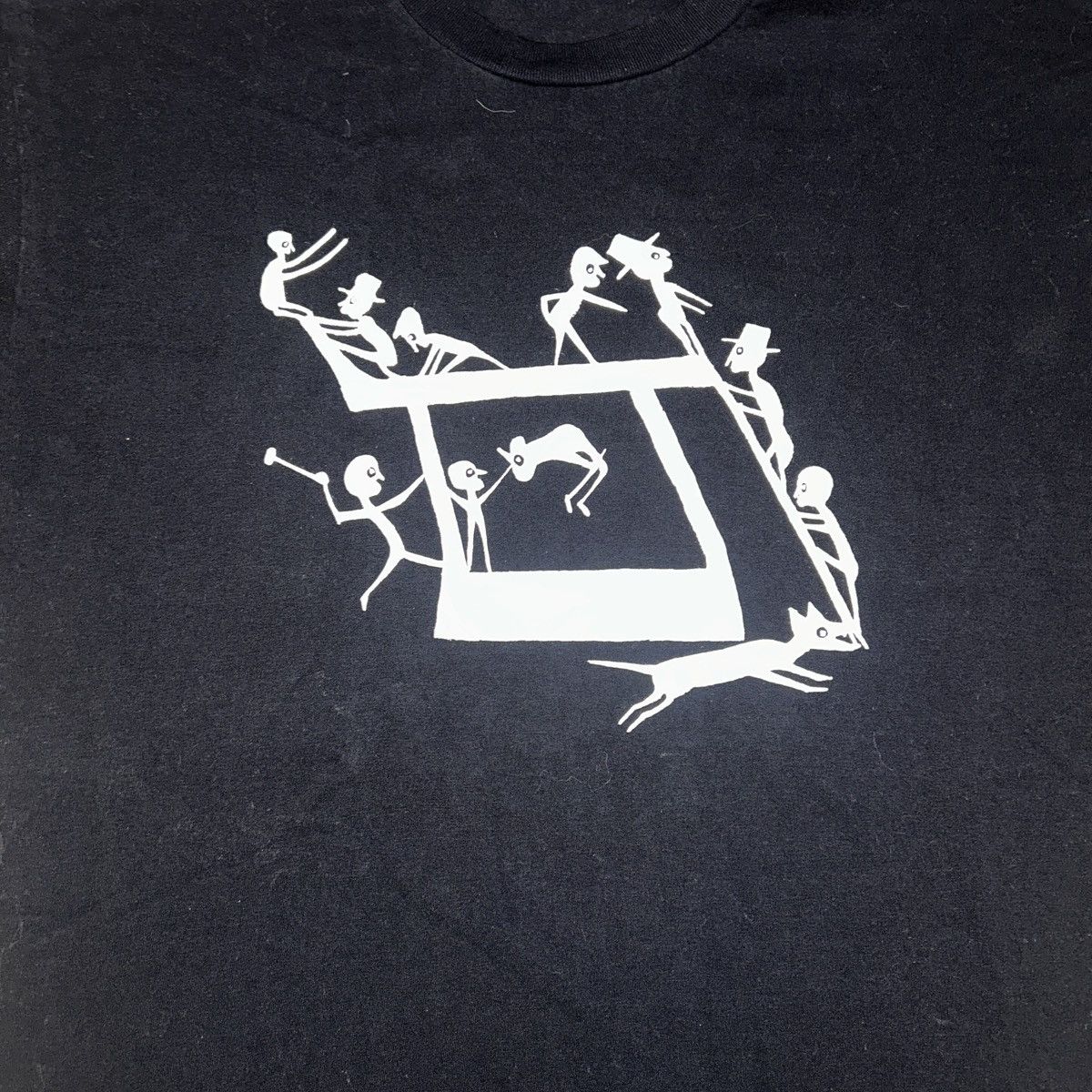 Vintage Black abstract art graphic tee – minimalist figures print Size US L / EU 52-54 / 3 - 2 Thumbnail