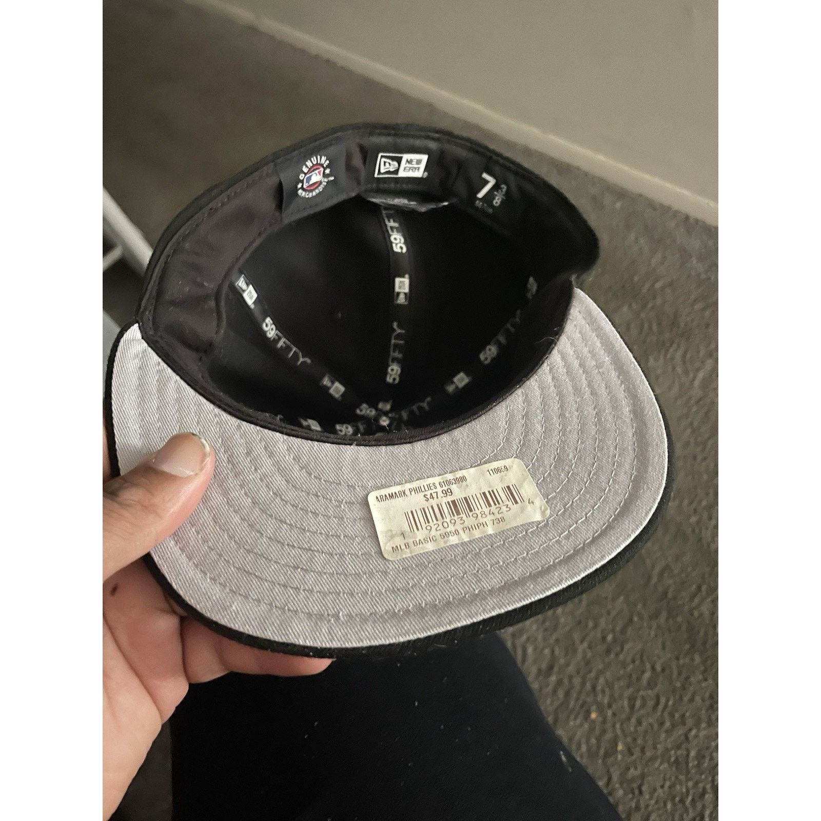 New Era Size 7 3/8-Philadelphia Phillies New Era 59 Fitted Hat Black Size ONE SIZE - 3 Thumbnail