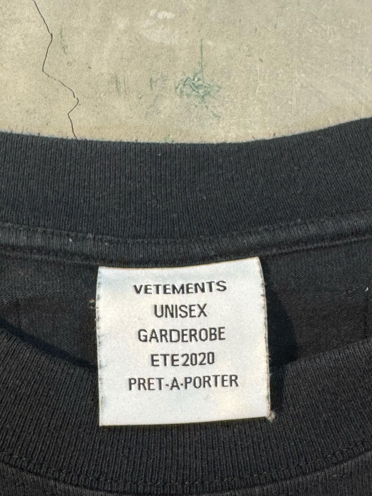 Vetements Vetements Script tee Size US M / EU 48-50 / 2 - 6 Thumbnail