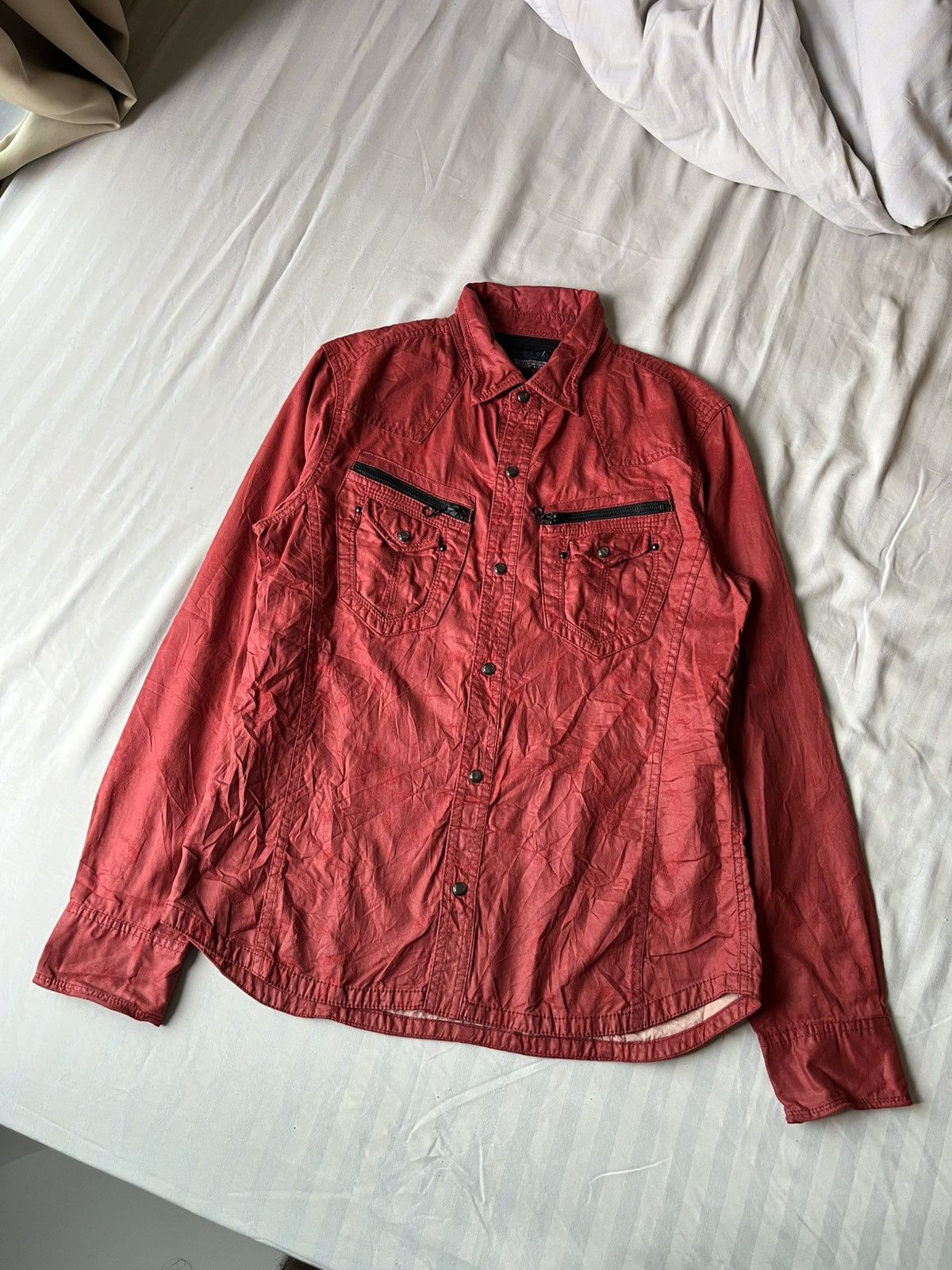 Le Grande Bleu (L.G.B.) 2000s nicole waxed distressed devil may cry shirt Size US M / EU 48-50 / 2 - 1 Thumbnail