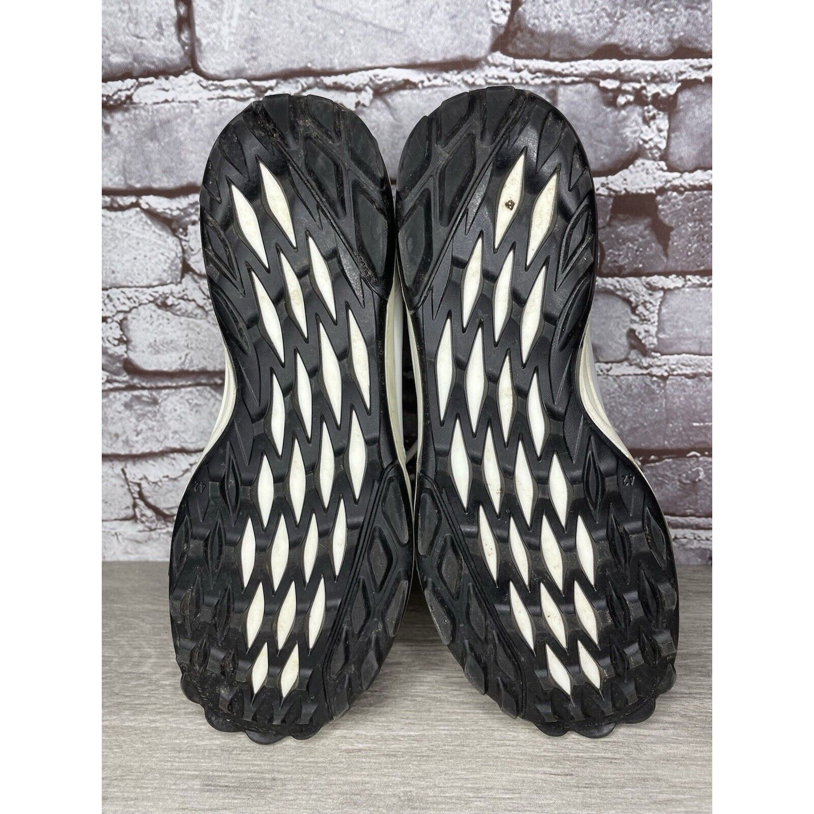 Ecco ECCO White Leather Lace Up Casual Spikeless Golf Shoes Men S Size US 9 / EU 42 - 12 Thumbnail