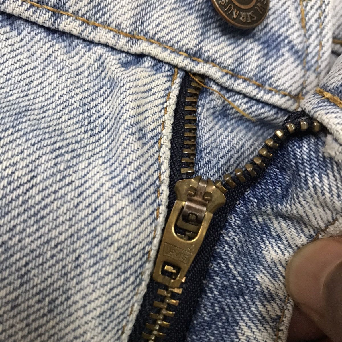 Levi's Vintage Clothing × Vintage Vintage Levis 525 Denim Jeans Short Customade Size US 30 / EU 46 - 7 Thumbnail