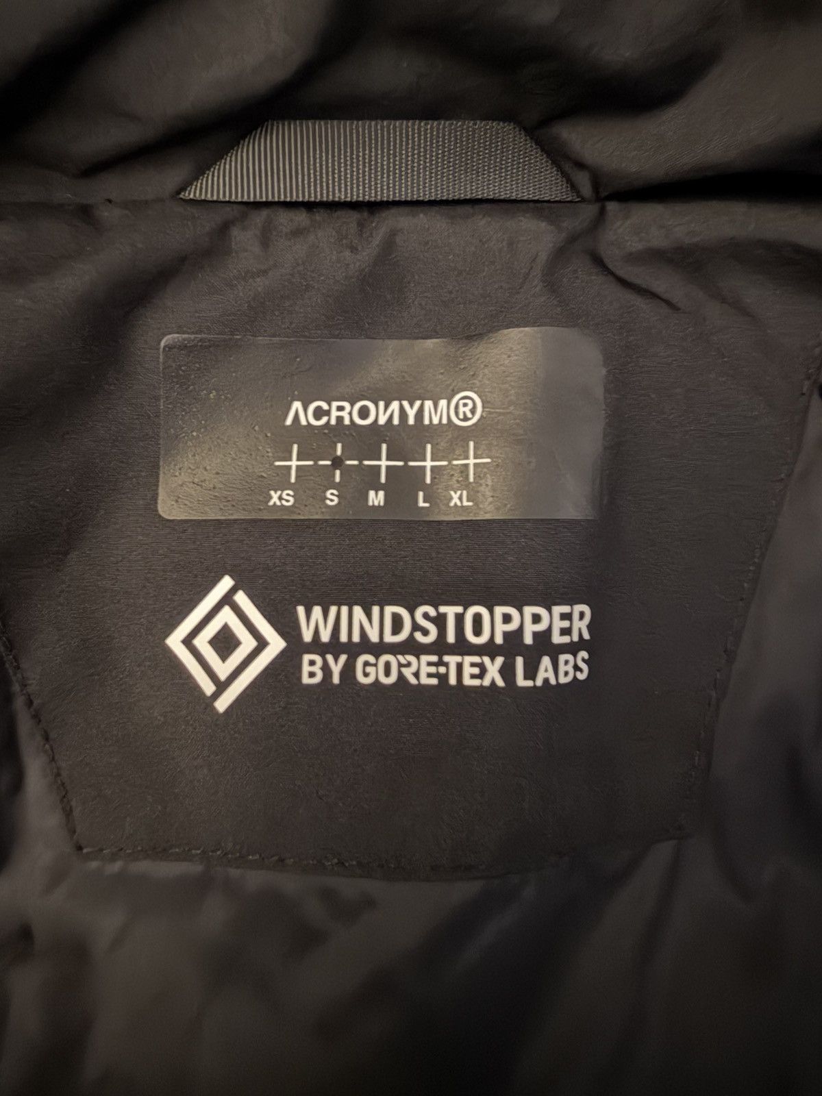 Acronym Acronym J91A-WS Size US S / EU 44-46 / 1 - 3 Thumbnail