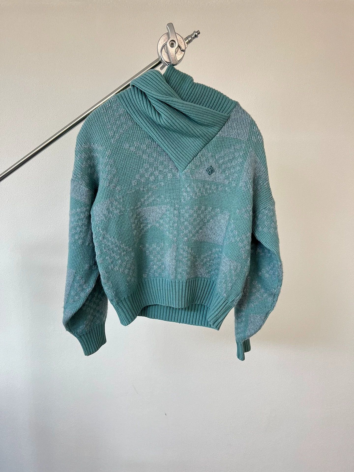 Dior Christian Dior Sports Vintage Cowl Neck Sweater M Size M / US 6-8 / IT 42-44 - 1 Thumbnail