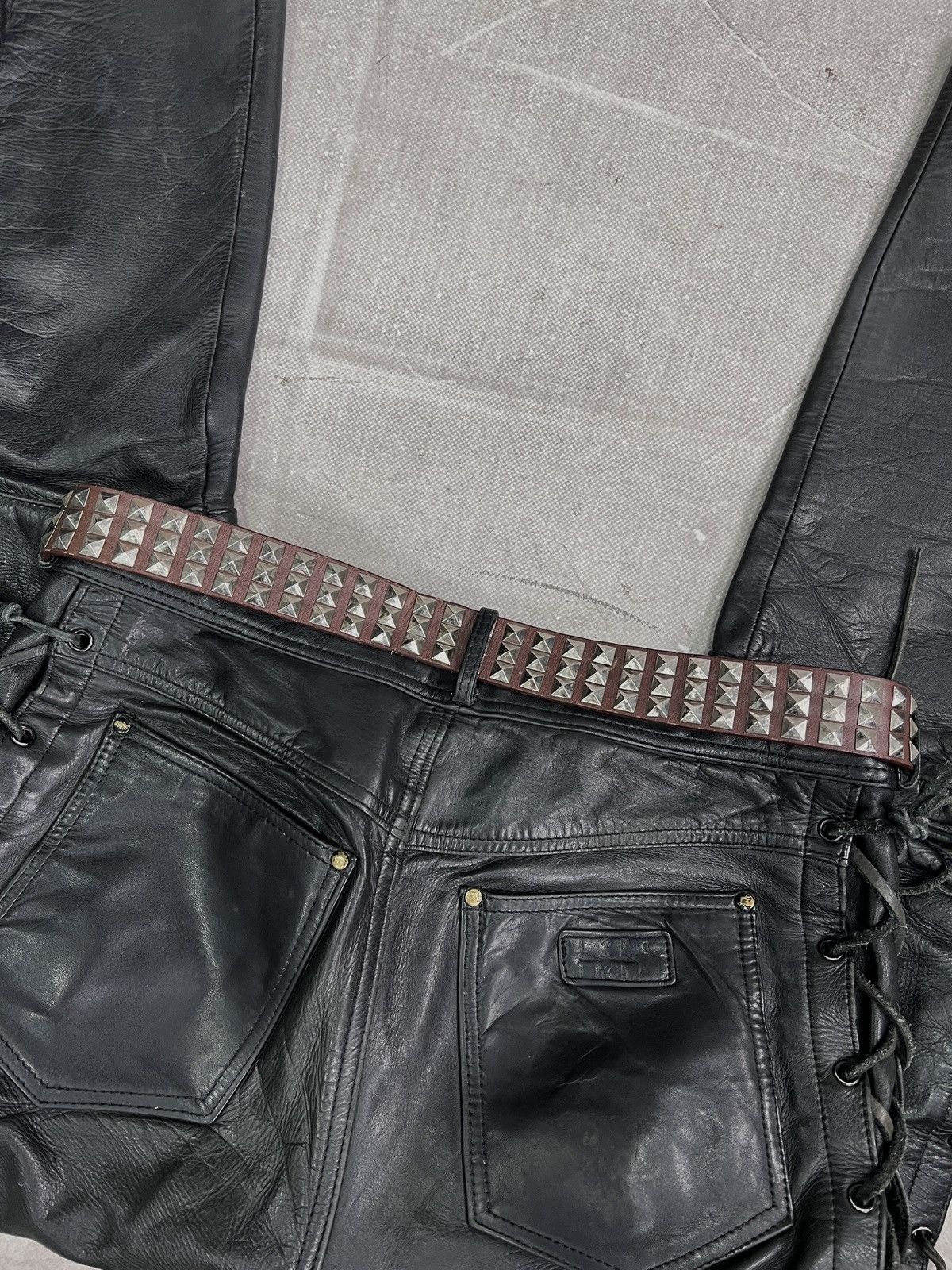 Burton Burton leather studded arrow shaped buckle western Belt Size ONE SIZE - 3 Thumbnail