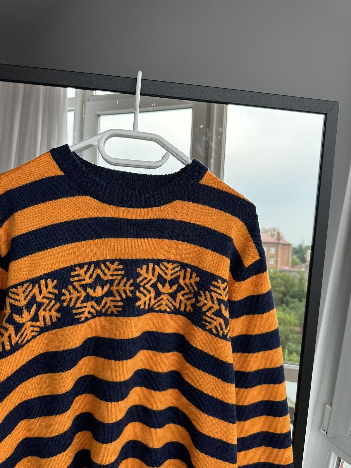 Adidas Adidas Vintage Sweater with Trefoil Snowflake Pattern Size US M / EU 48-50 / 2 - 3 Thumbnail