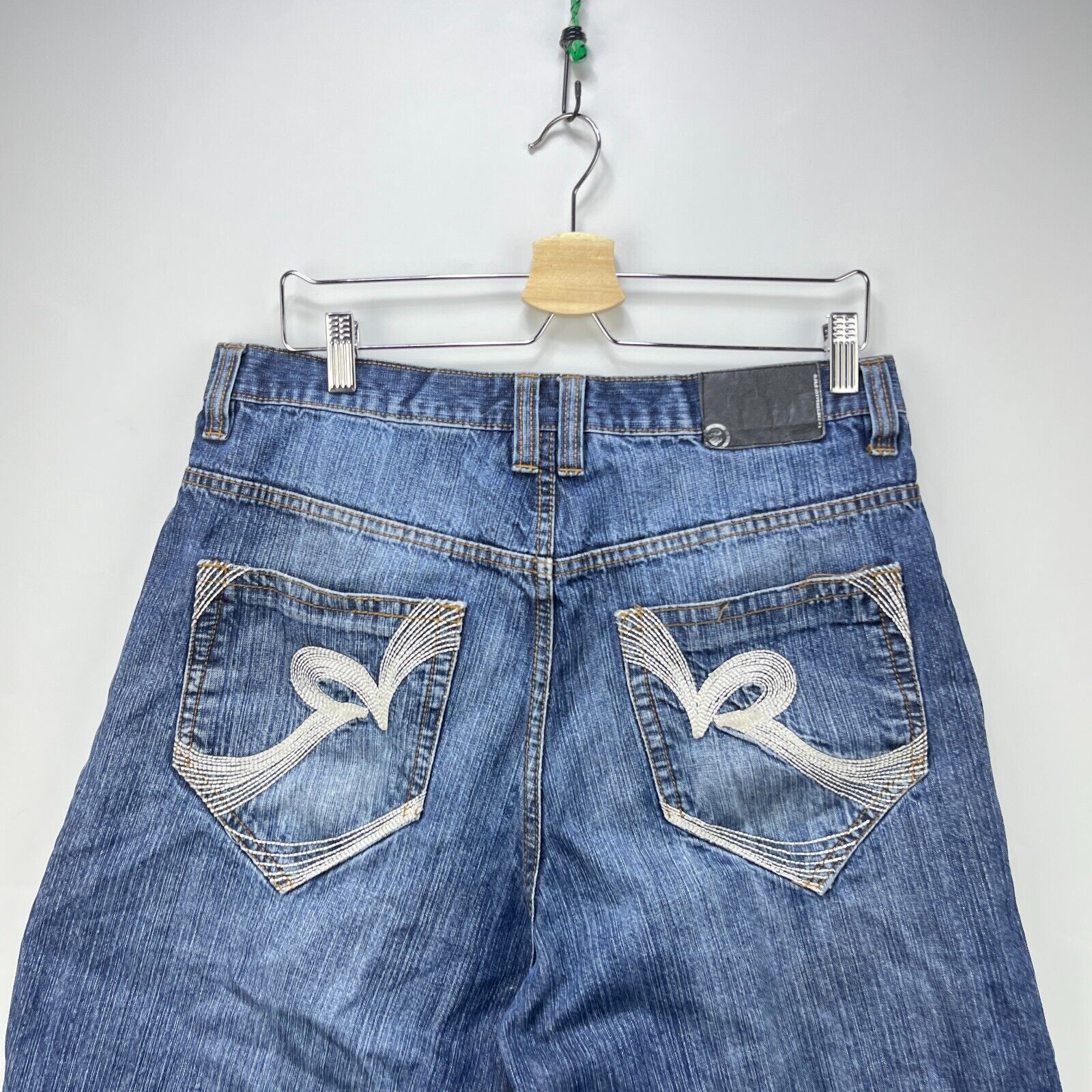 Rocawear × Vintage Vintage Y2K Rocawear Baggy Denim Jean Shorts 34 Hip Hop Size US 34 / EU 50 - 2 Thumbnail