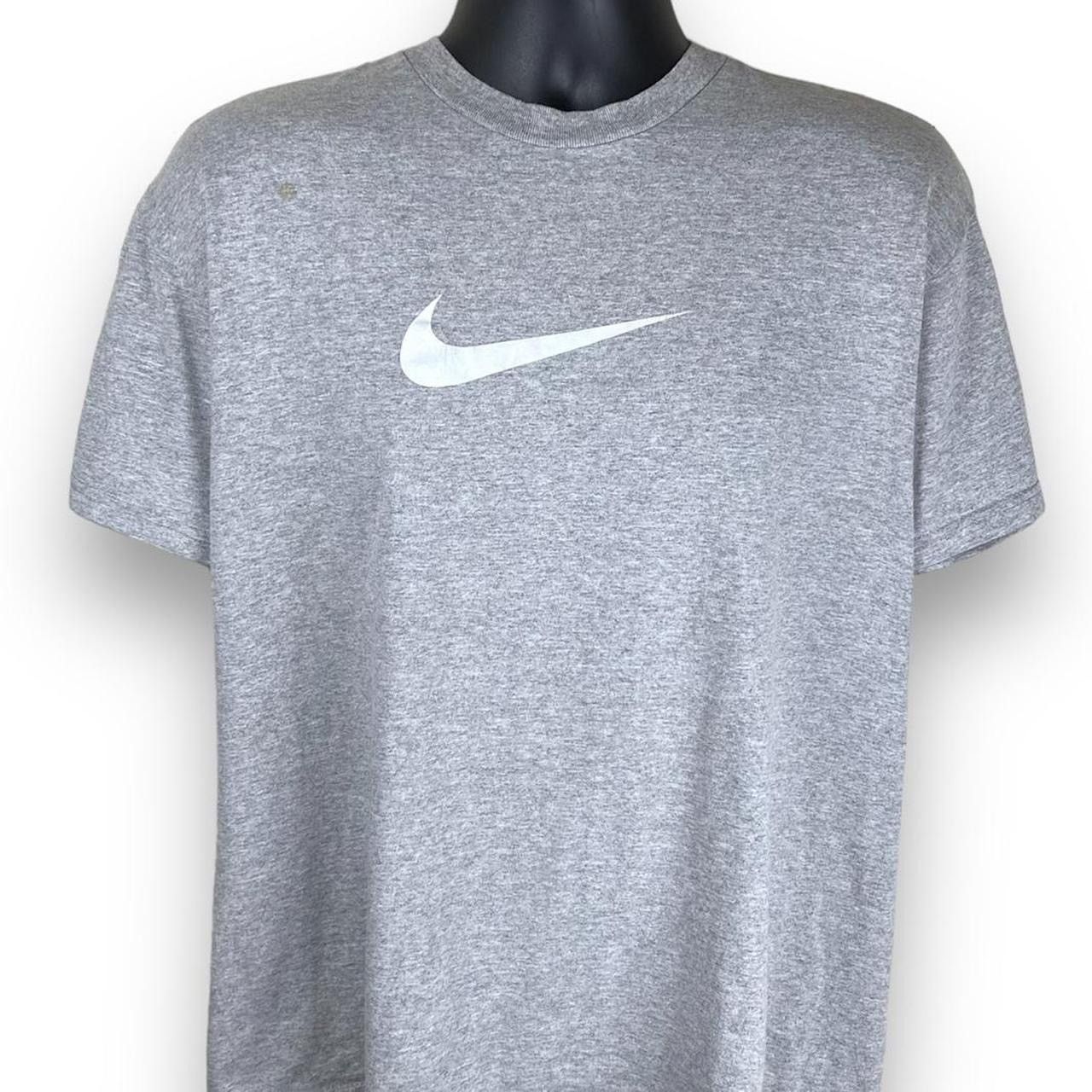 Nike × Vintage Vintage Nike Center Swoosh Essential Sports Tshirt Size US L / EU 52-54 / 3 - 1 Thumbnail