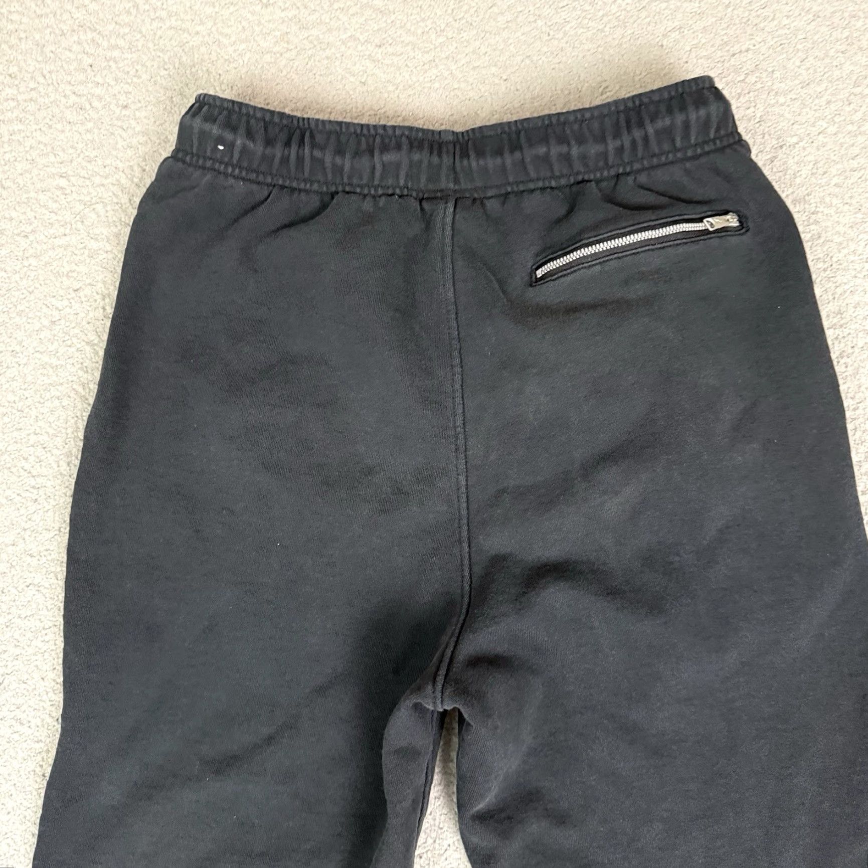 Jordan Brand VINTAGE Nike Jordan Flight Pants Men M Black Jogger Distressed Sun Faded Jumpman Pockets Elastic Waist 26-28 Inseam Size US 28 / EU 44 - 7 Thumbnail