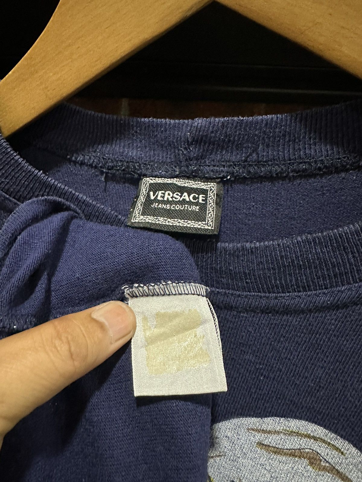 Versace Vintage Versace Long Sleeve Faded Tee Size US M / EU 48-50 / 2 - 11 Thumbnail