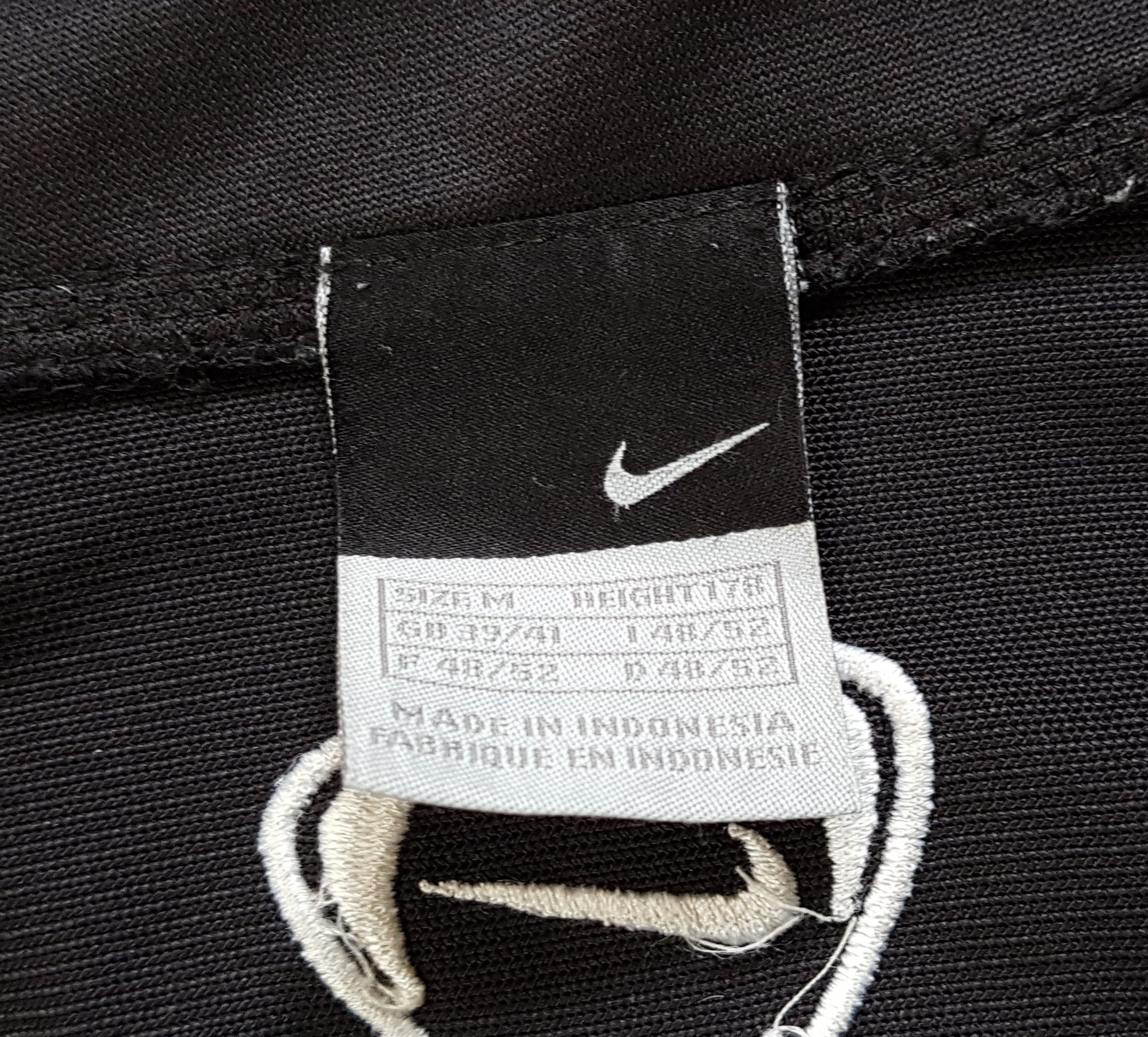 Nike Vintage Nike y2k Stripe Full Zip Retro Track Top Jacket sz M Size US M / EU 48-50 / 2 - 10 Thumbnail