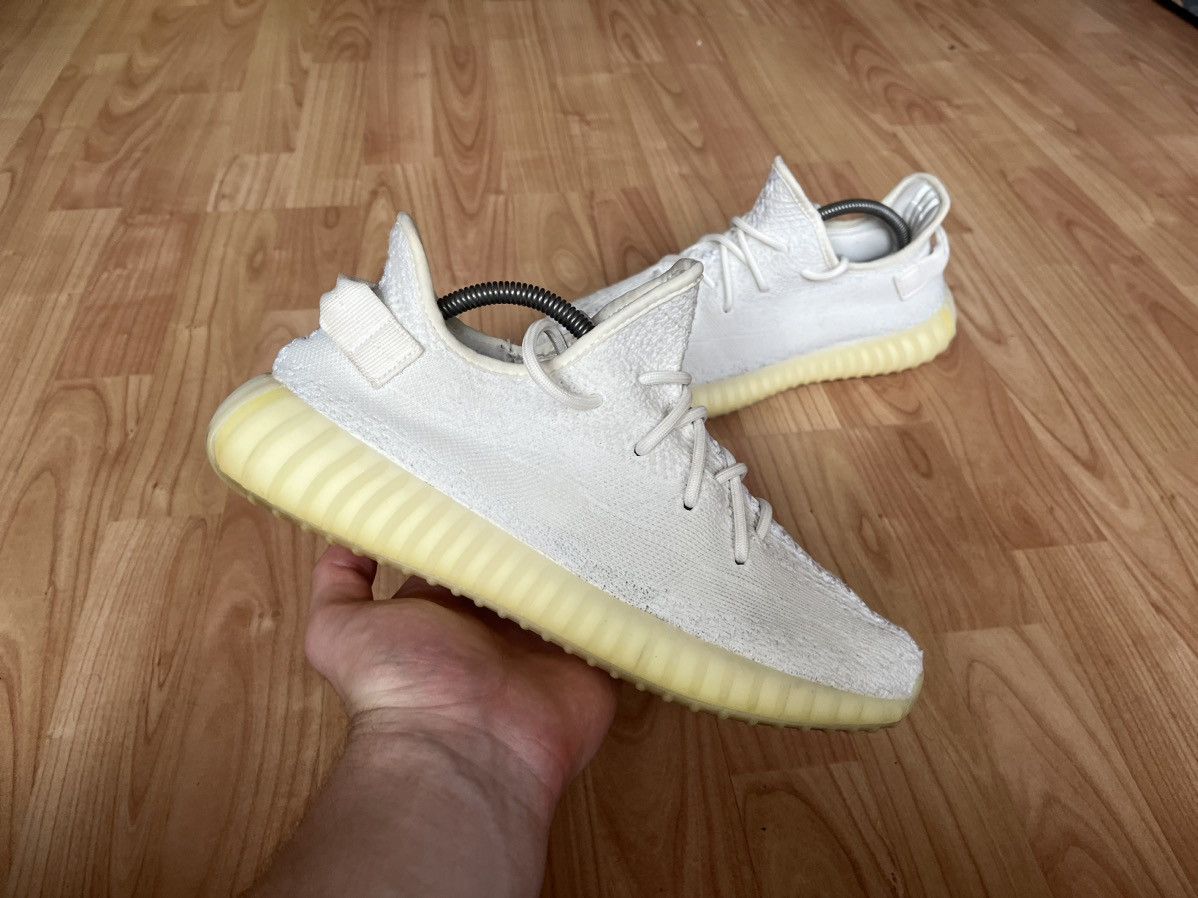 Yeezy Adidas Yeezy Boost 350 V2 Cream Size US 9.5 / EU 42-43 - 1 Thumbnail