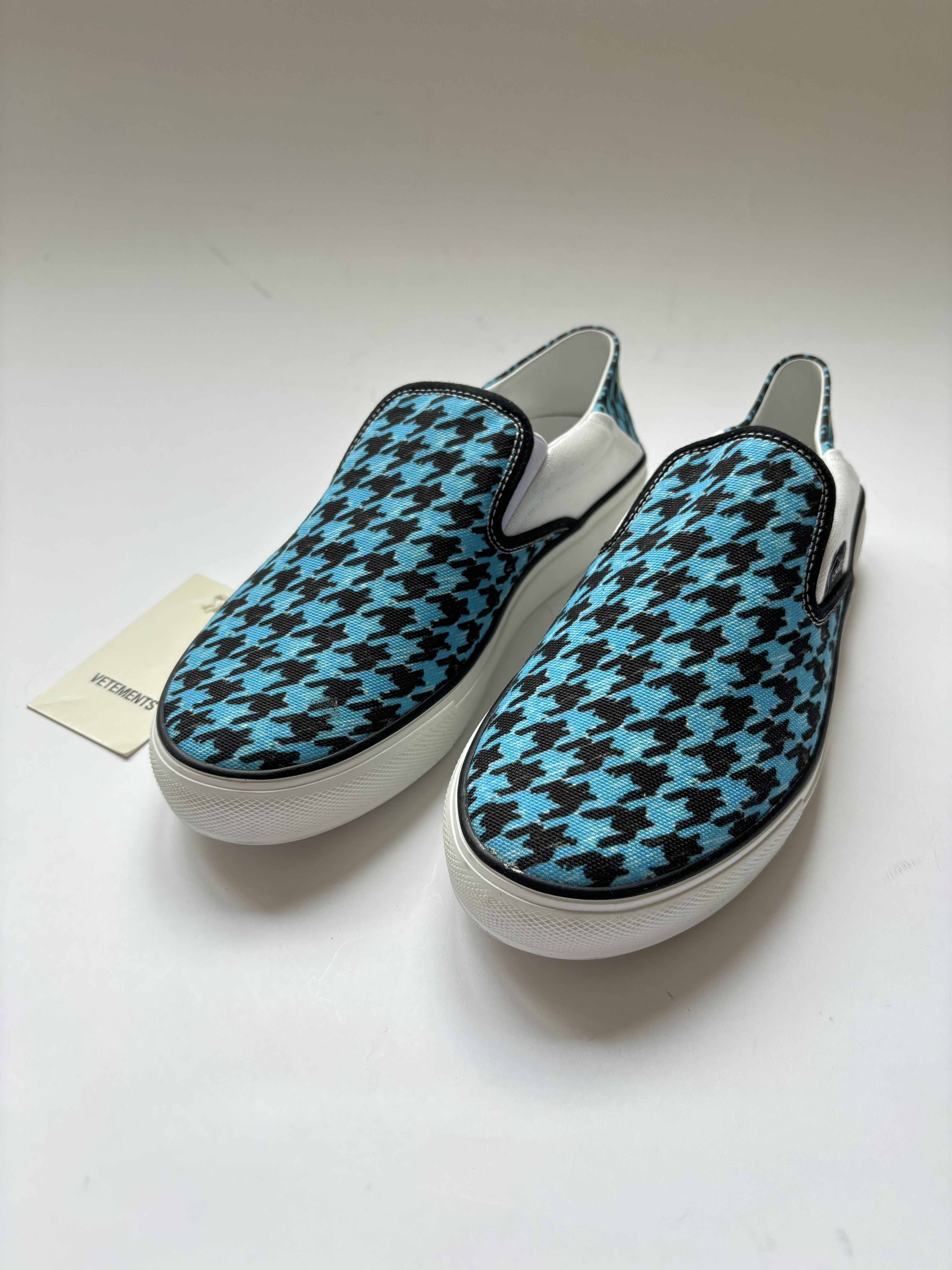 Vetements ⚡️QUICK SALE⚡️2018 Vetements Babouche Skate Sneaker Blue Size US 7 / IT 37 - 2 Thumbnail