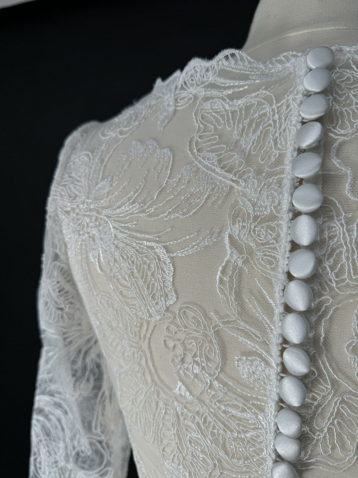 Other Preloved US 0 Anna Augusta Bridal Embroidery lace Cape Size XS / US 0-2 / IT 36-38 - 4 Thumbnail