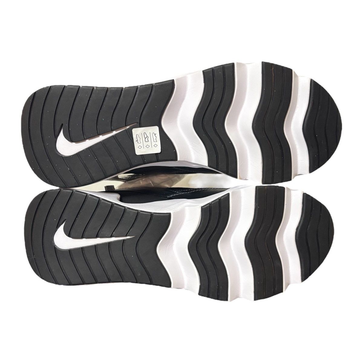 Nike Nike RYZ 365 2 “Black Metallic” Women’s Shoes Size 10.5 Size US 10.5 / IT 40.5 - 6 Thumbnail