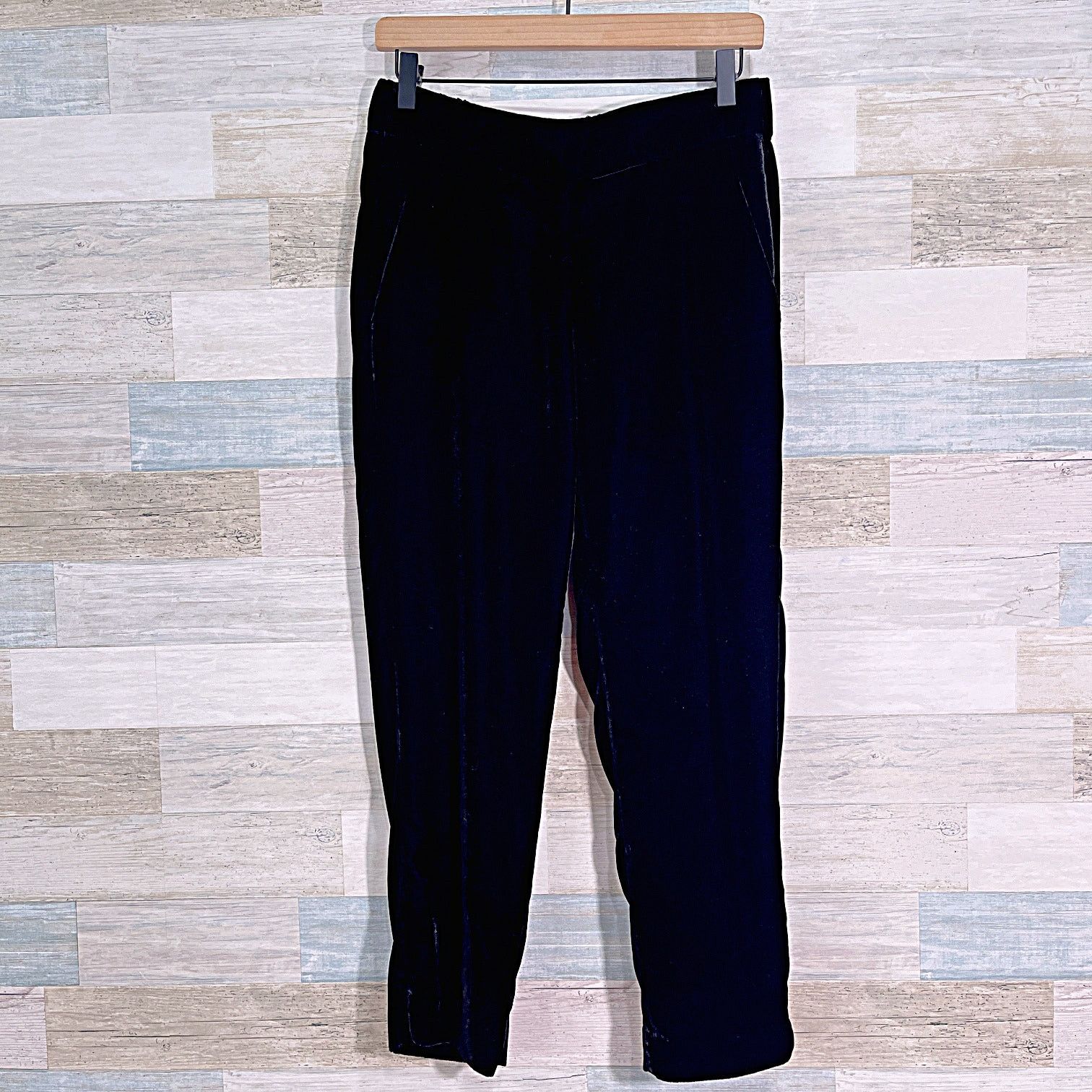 J.Crew J CREW Easy Pull On Luxe Velvet Ankle Pants Black Womens 4 Size 27" / US 4 / IT 40 - 2 Thumbnail