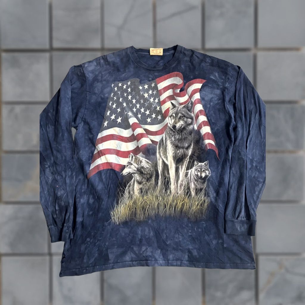 The Mountain The Mountain Shirt Mens XL Blue USA Flag Wolves Graphic Tee T-Shirt Patriotic Size US XL / EU 56 / 4 - 1 Thumbnail