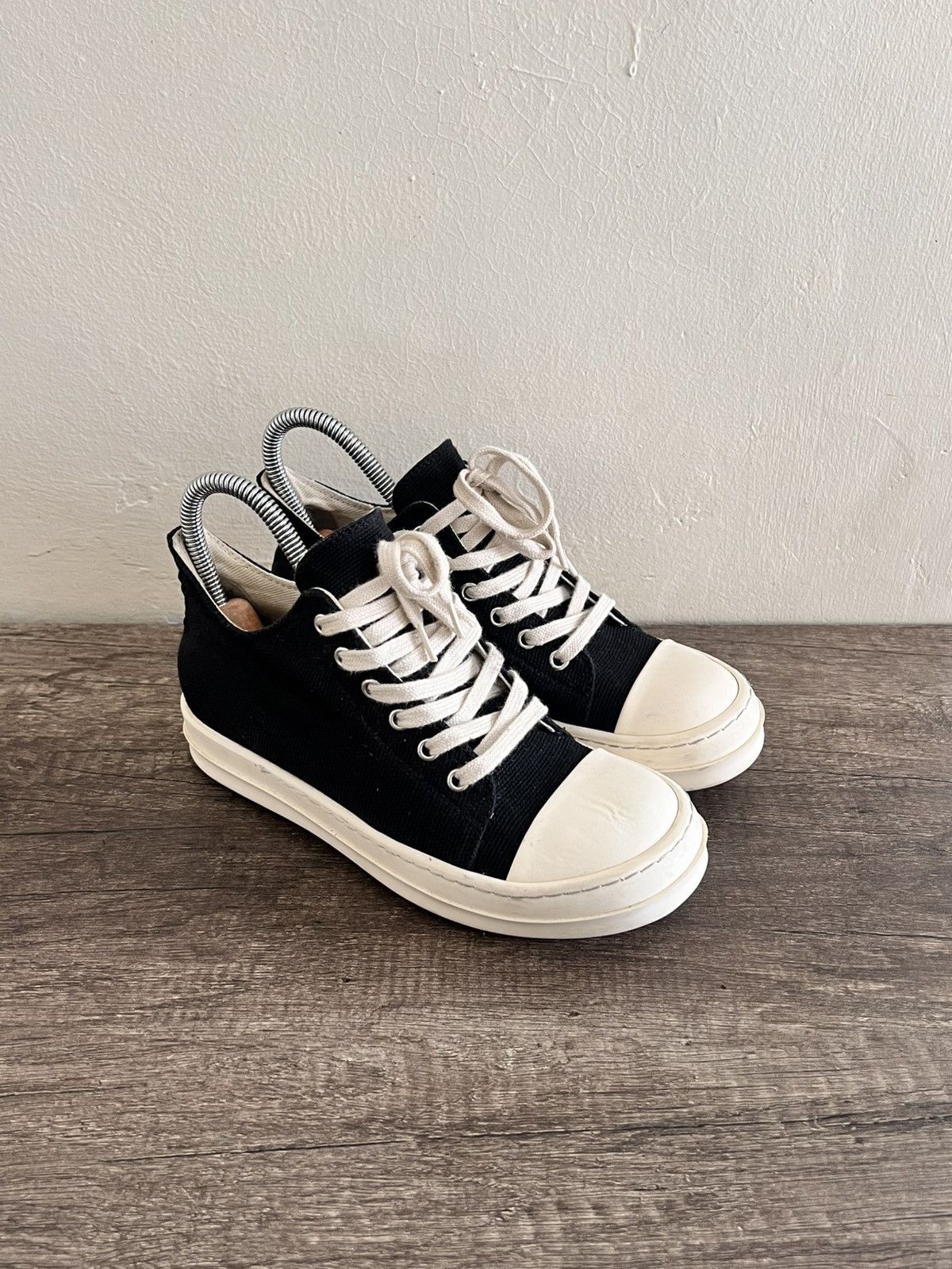 Rick Owens Drkshdw Rick Owens DRKSHDW Canvas Black Ramones Size US 6 / IT 36 - 2 Thumbnail