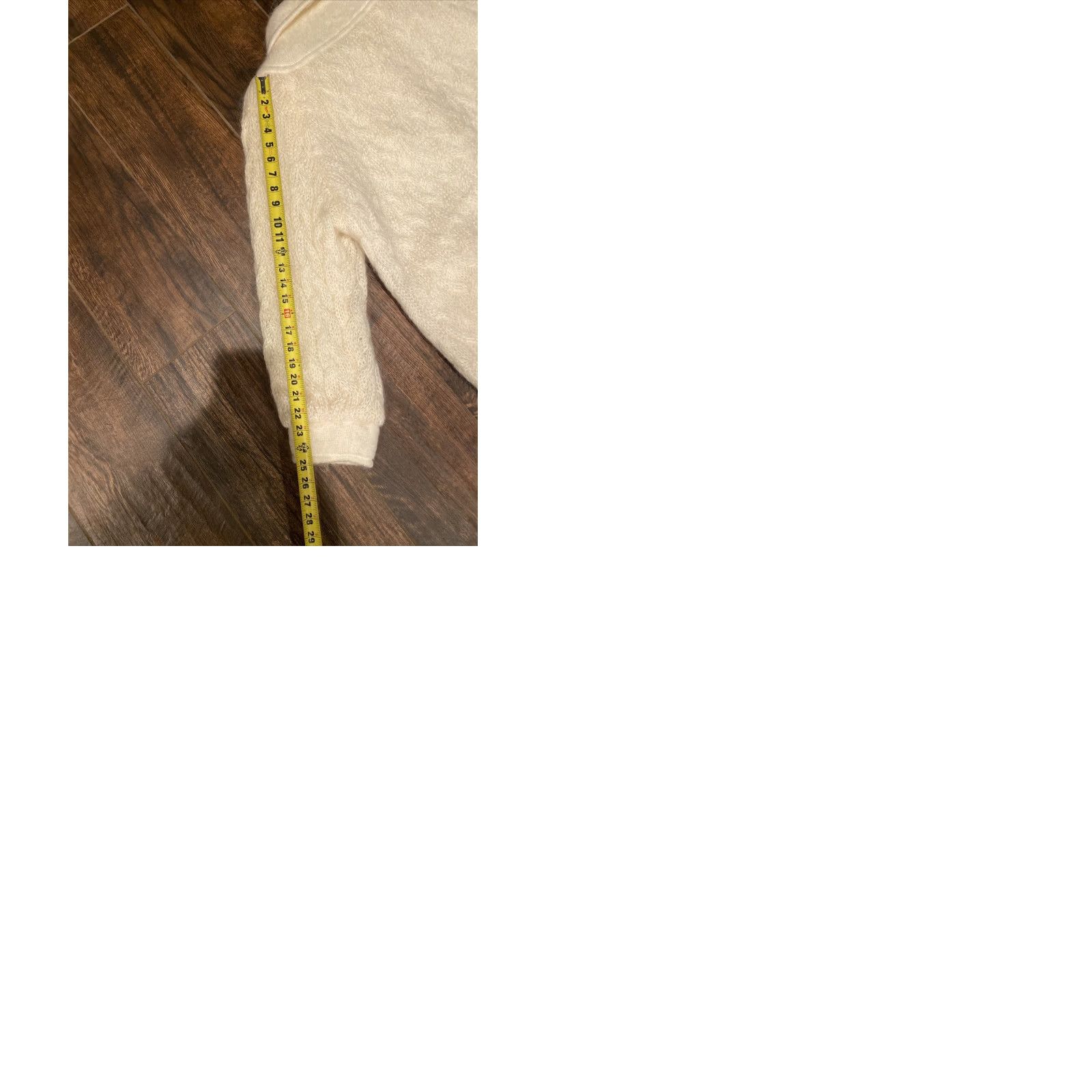 Vintage VINTAGE Donegal Design Ireland Coat Womens Size 12 Ivory Mohair Wool Cable Knit Buttons Casual Winter Size XL / US 12-14 / IT 48-50 - 9 Thumbnail