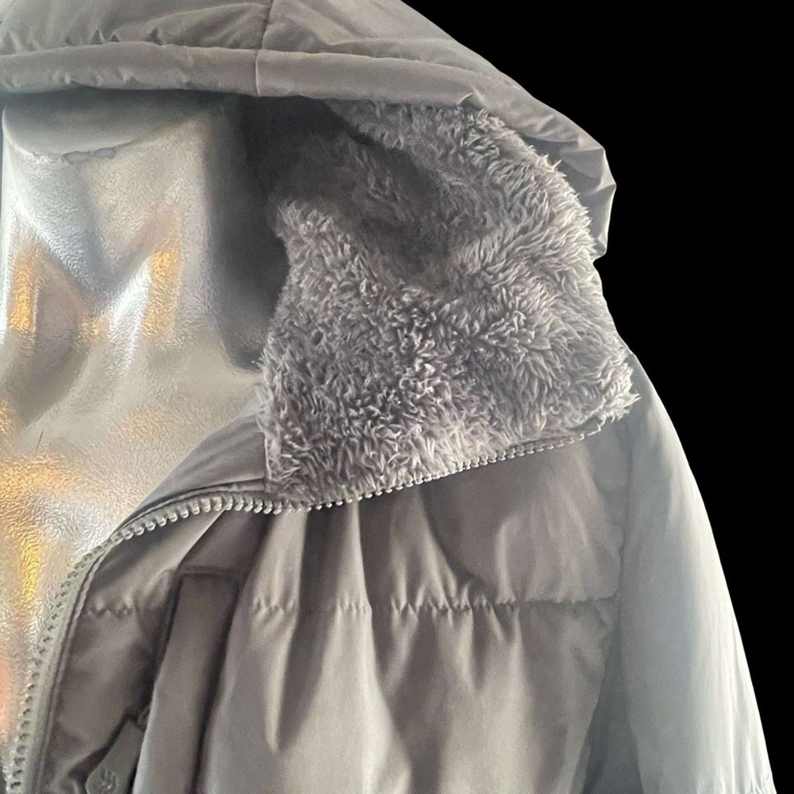 Other All in Motion Gray Water-Resistant Puffer Jacket in Medium Size US M / EU 48-50 / 2 - 2 Thumbnail