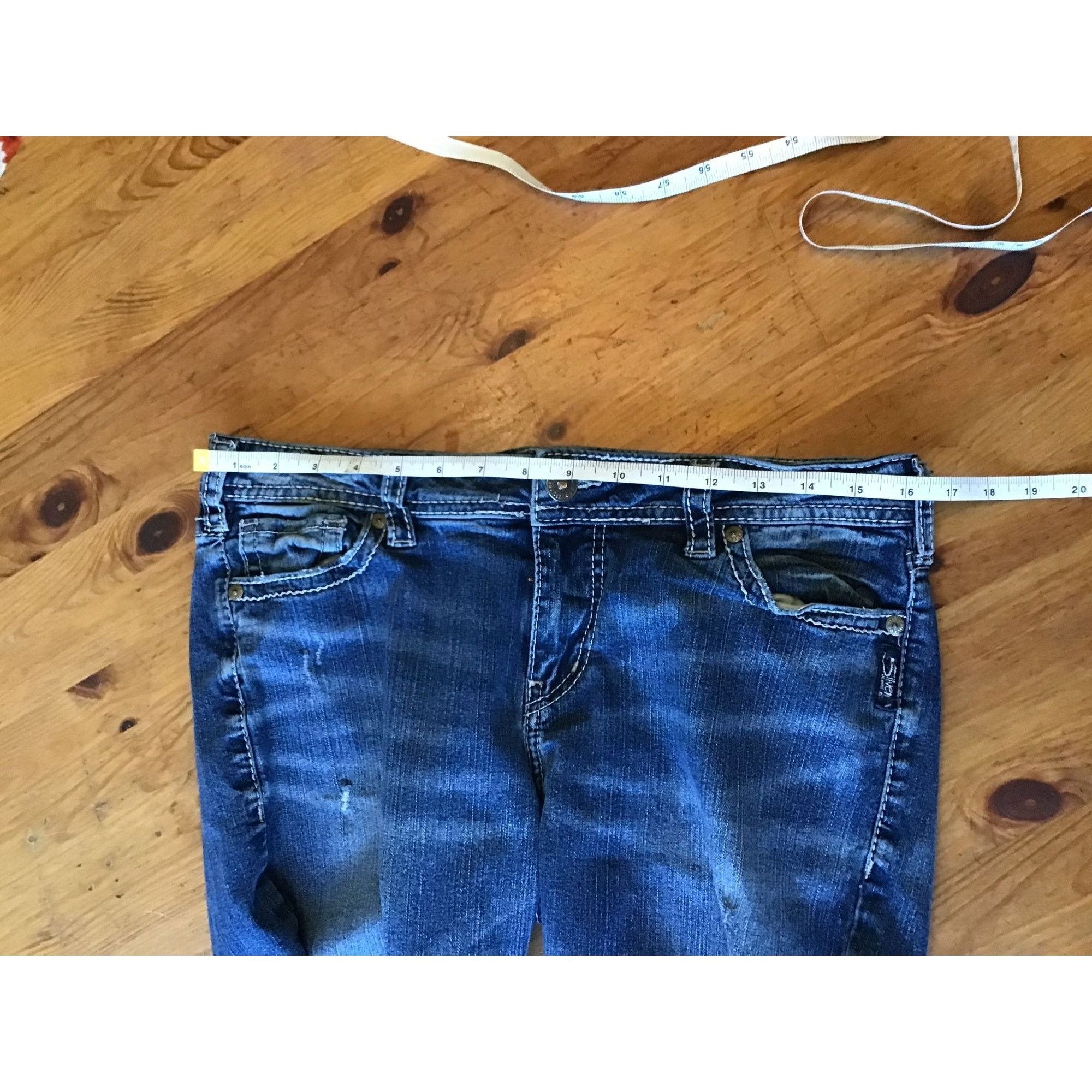 Silver Jeans Co. Fluid by Silver Jean Co. Denim Distressed Blue Jean Shorts Size 33" - 4 Thumbnail