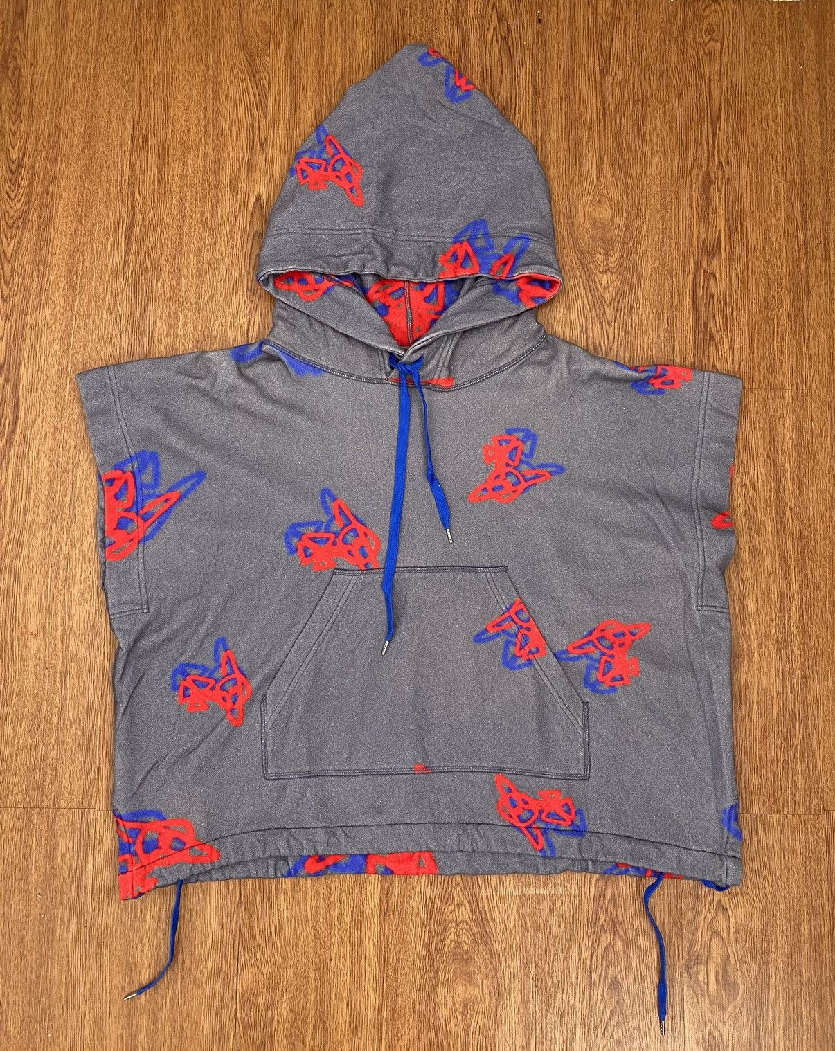 Vivienne westwood grafitti logo
