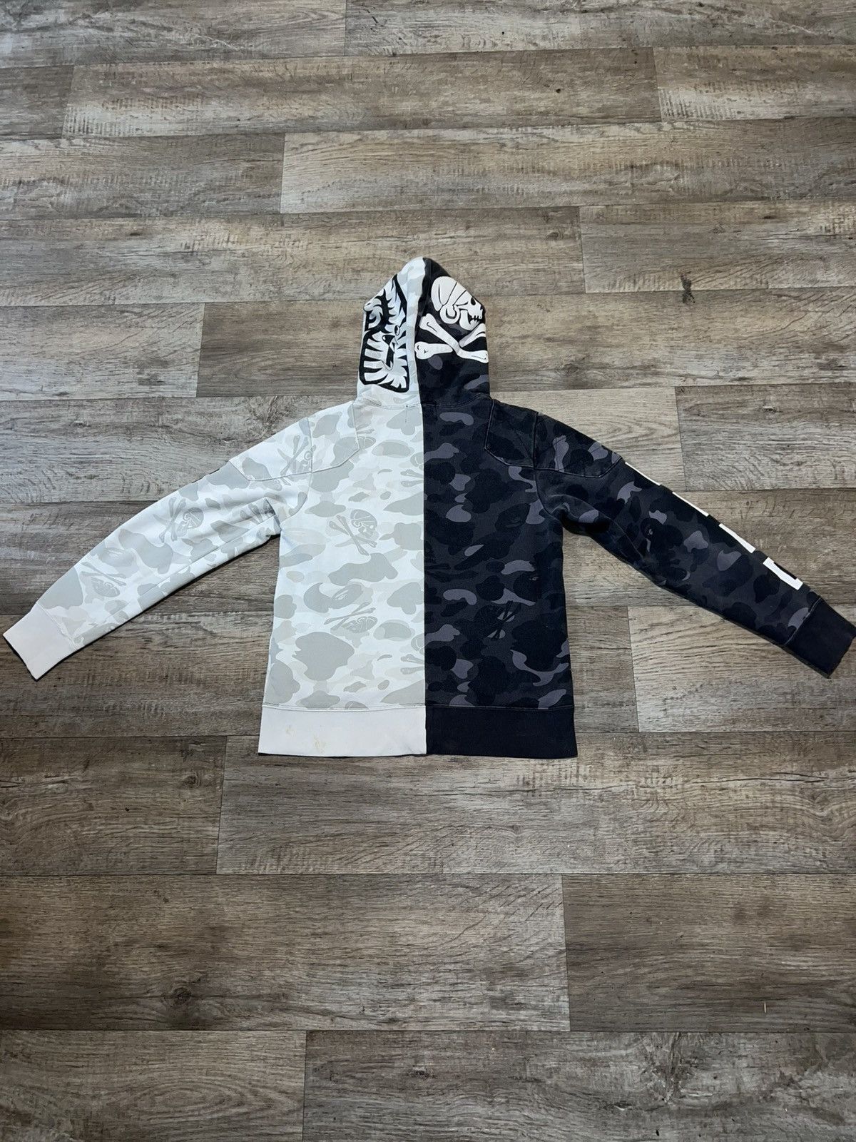 Bape × Neighborhood Bape x Neighborhood Split Camo Shark Full Zip Hoodie Size US S / EU 44-46 / 1 - 2 Thumbnail