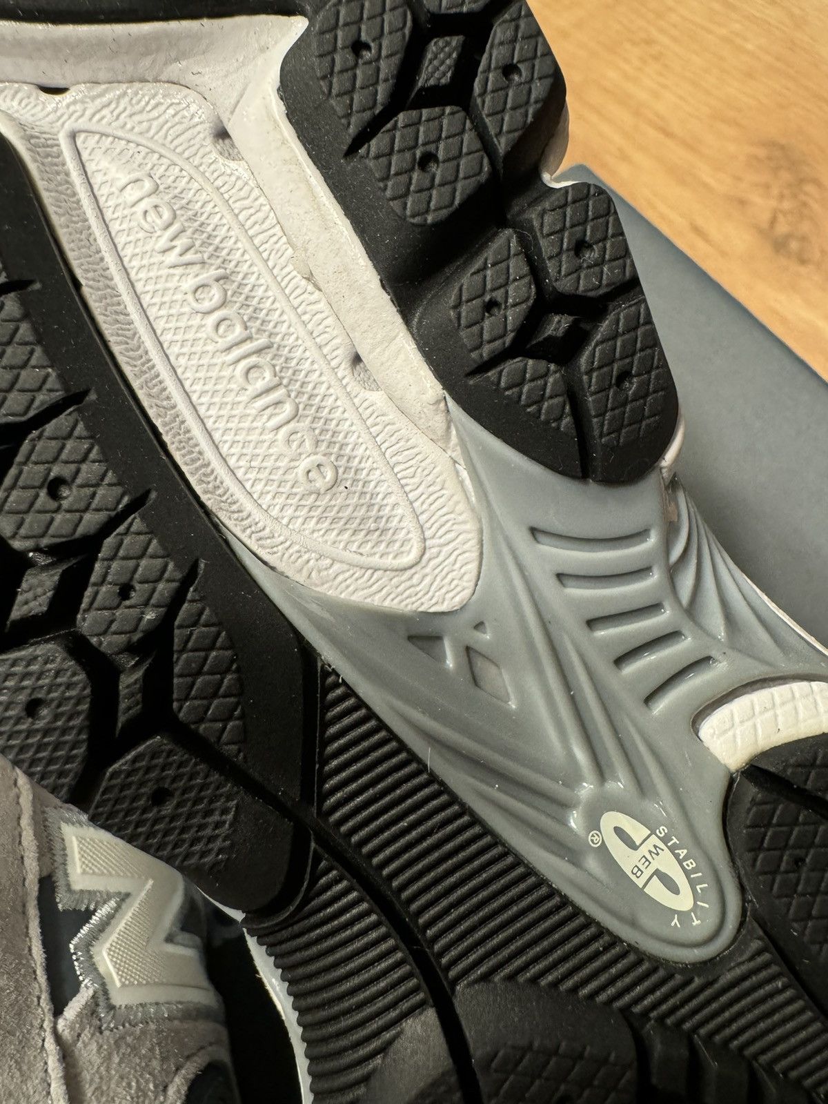 New Balance New Balance 2002R “Steel Grey Orca” (M2002RST) 37 EU Size US 6 / IT 36 - 12 Thumbnail