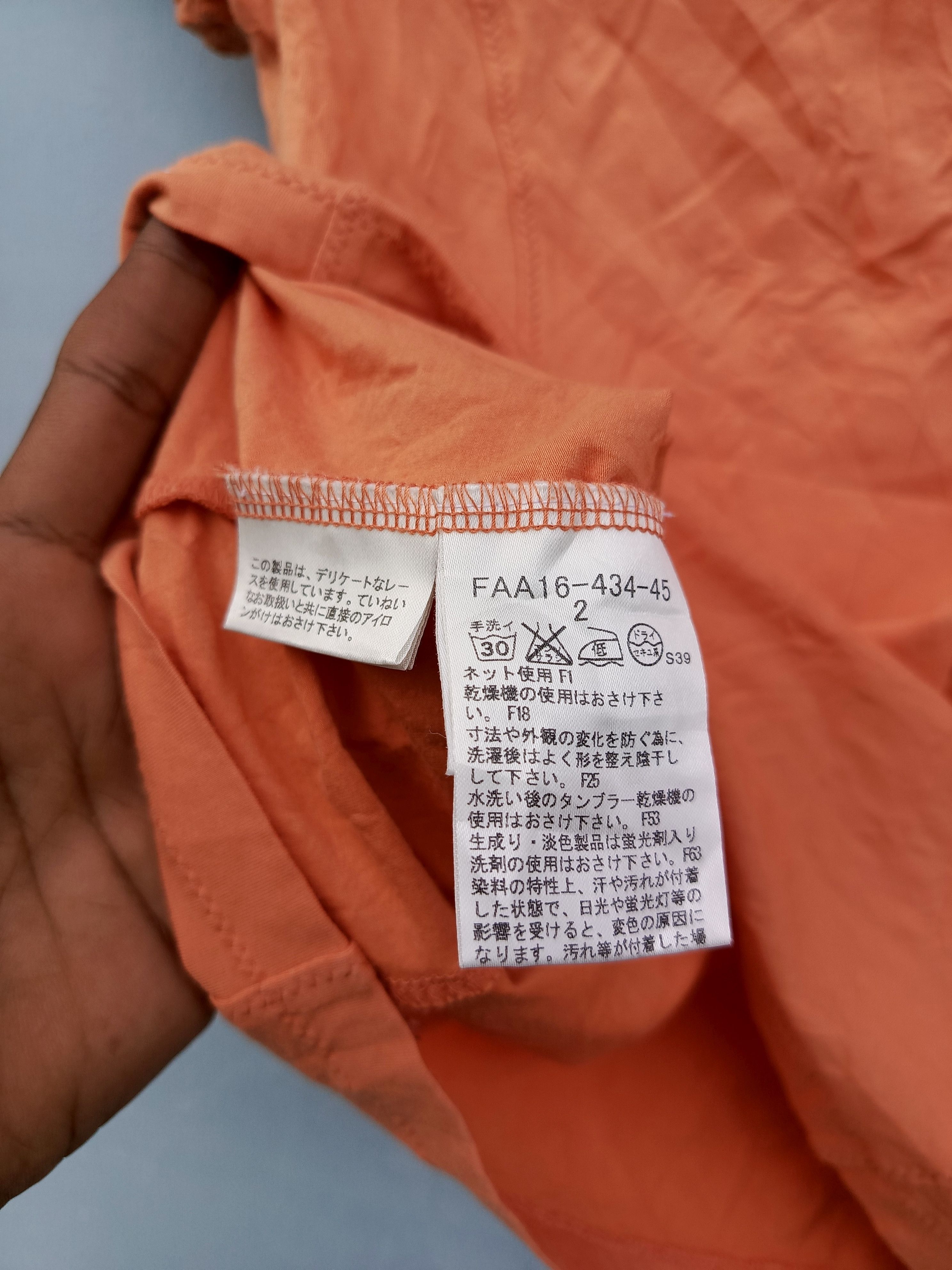 Designer × Japanese Brand Burberry London orange basic tshirt Size XS / US 0-2 / IT 36-38 - 7 Thumbnail